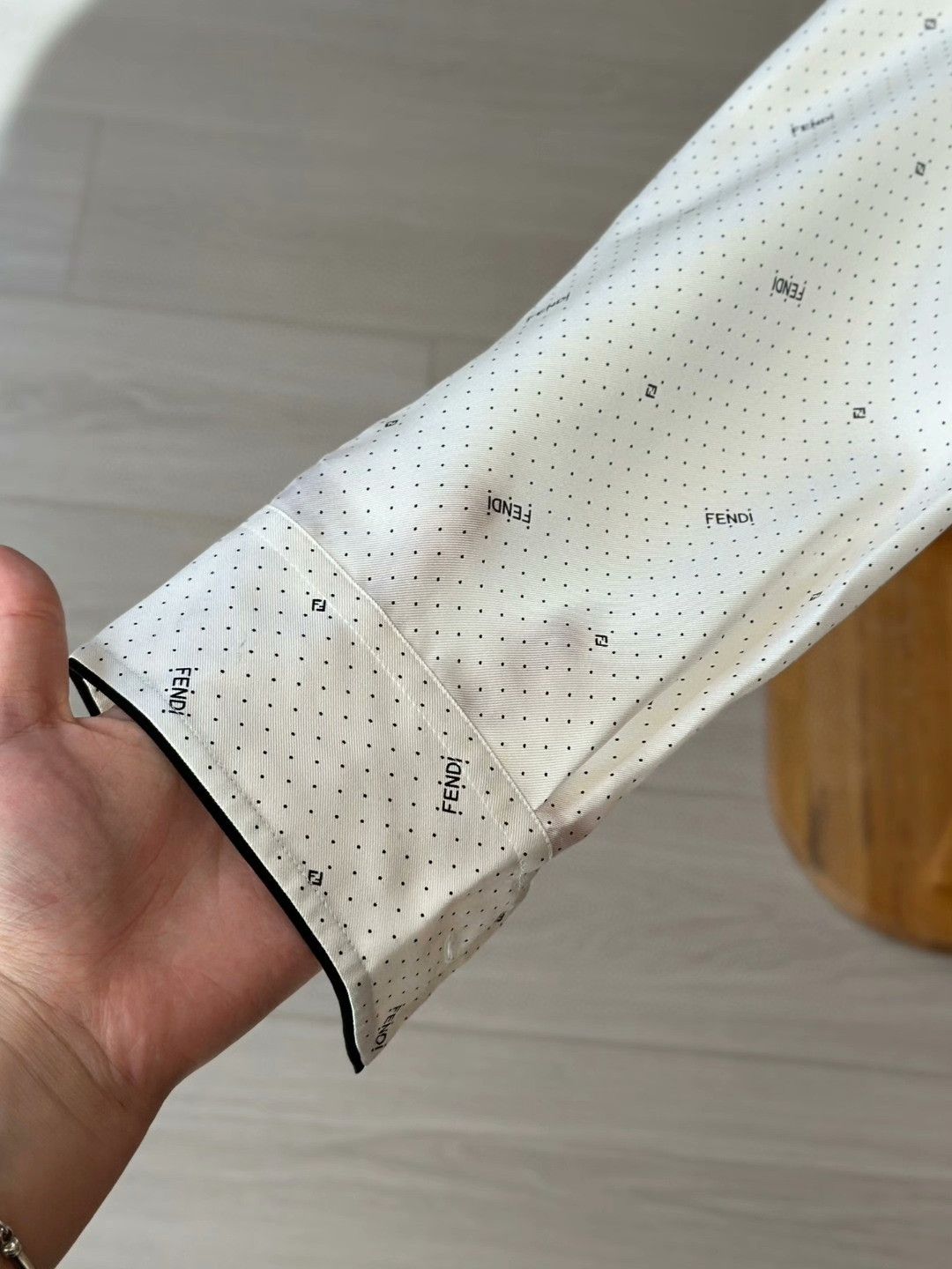 Fendi FENDI White Polka Dot Silk Shirt Size US XXS / EU 40 - 4 Thumbnail