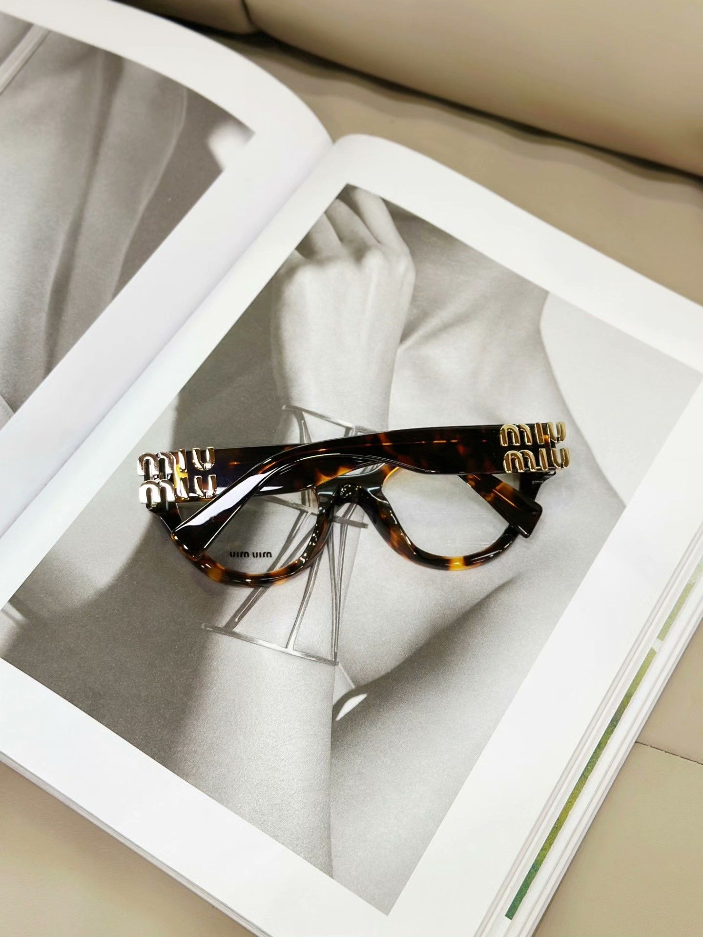 Miu Miu MIUMIU Tortoiseshell Cat-Eye Plain Glasses Size ONE SIZE - 3 Thumbnail