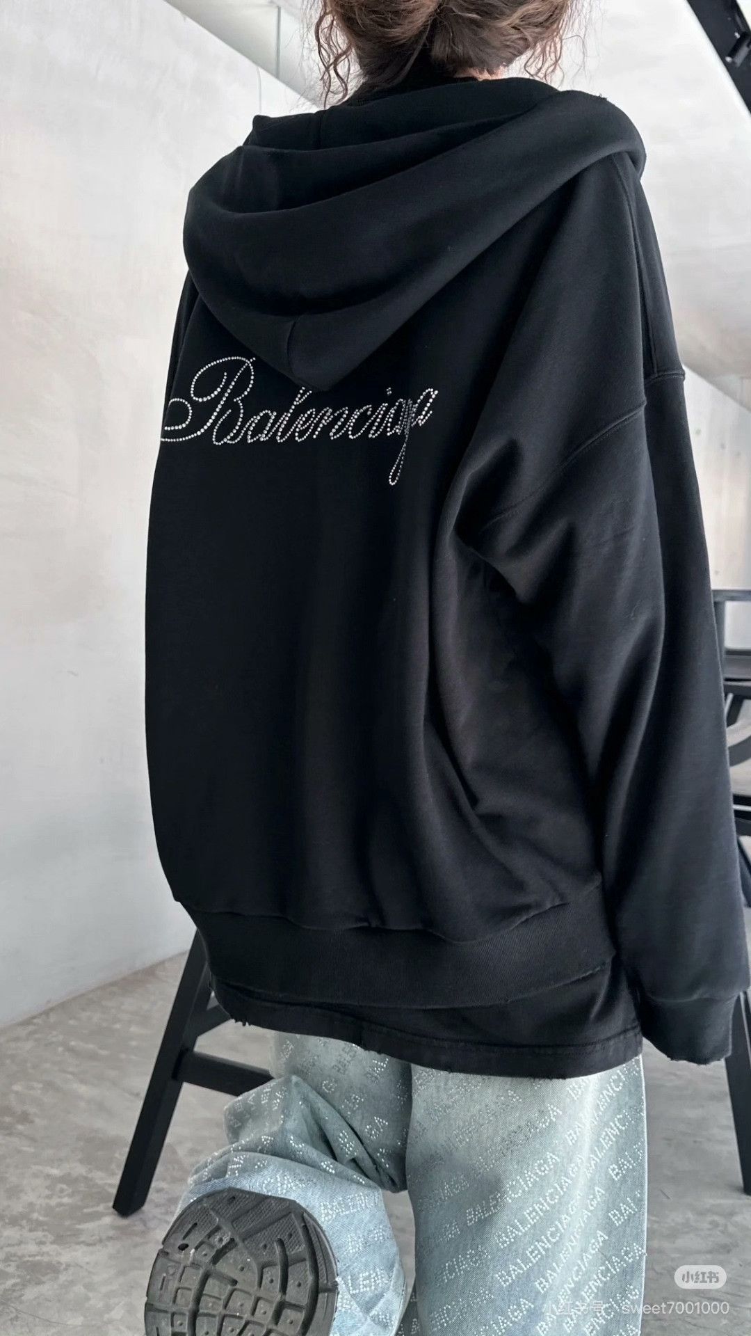 Balenciaga Balenciaga Back Letter Diamond Hoodie Size S / US 4 / IT 40 - 2 Thumbnail
