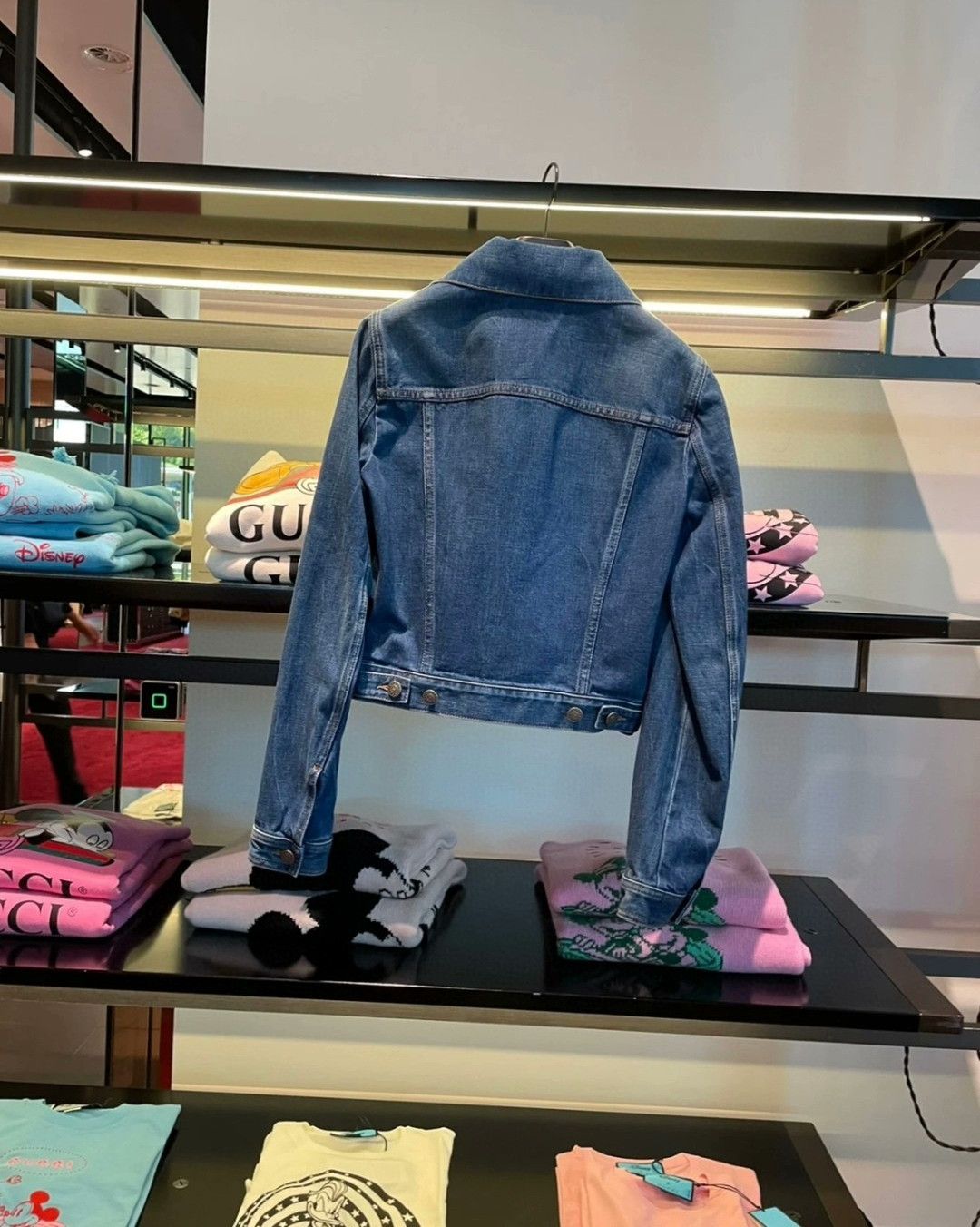 Gucci Gucci Women's Denim Jacket Size 42 Size M / US 6-8 / IT 42-44 - 2 Thumbnail