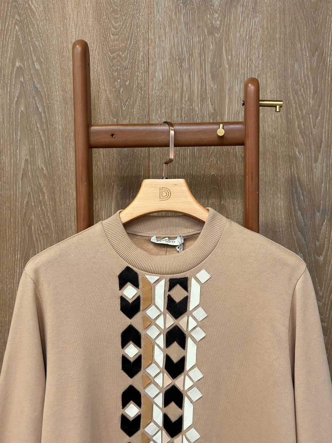 Givenchy GIVENCHY Khaki Casual Crewneck Sweatshirt Size US XS / EU 42 / 0 - 3 Thumbnail