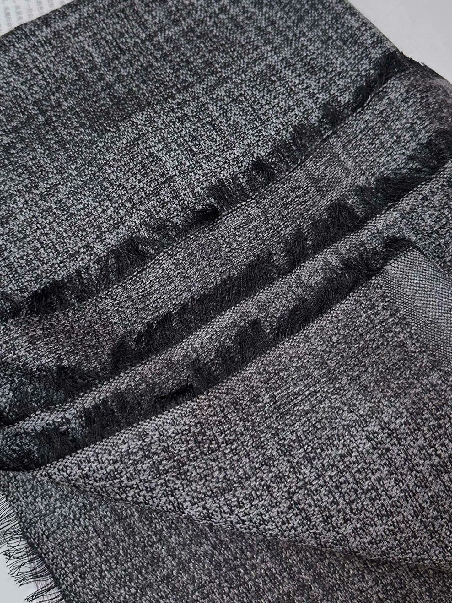 Fendi FENDI Black Gray Wool Scarf Size ONE SIZE - 4 Thumbnail