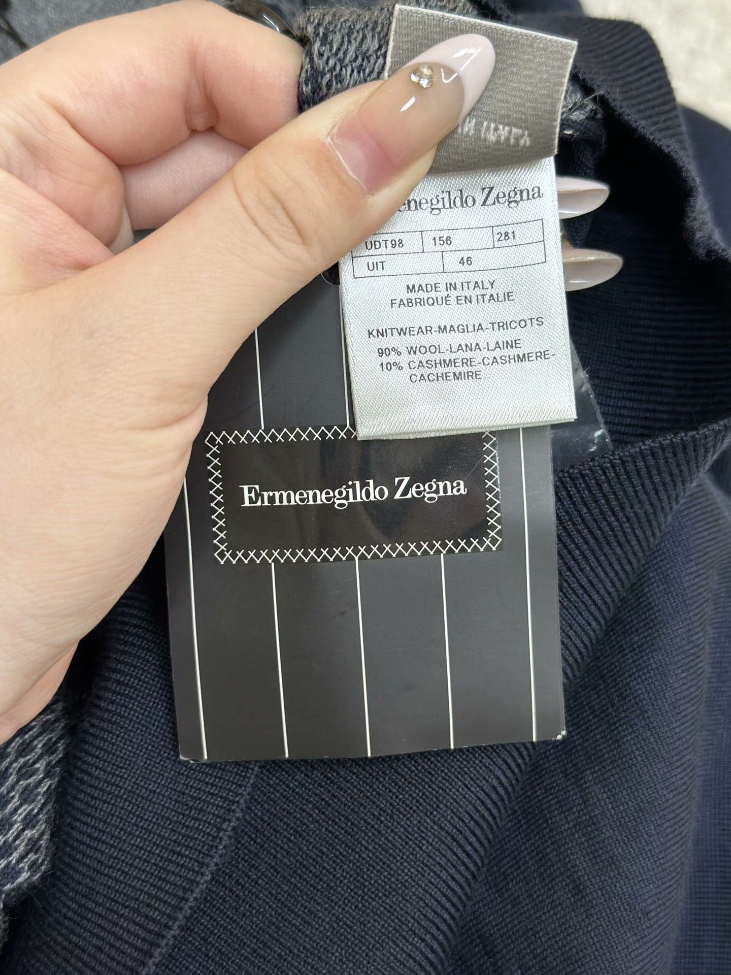 Ermenegildo Zegna Ermenegildo Zegna Blue-Gray V-Neck Wool Sweater Size US S / EU 44-46 / 1 - 6 Thumbnail
