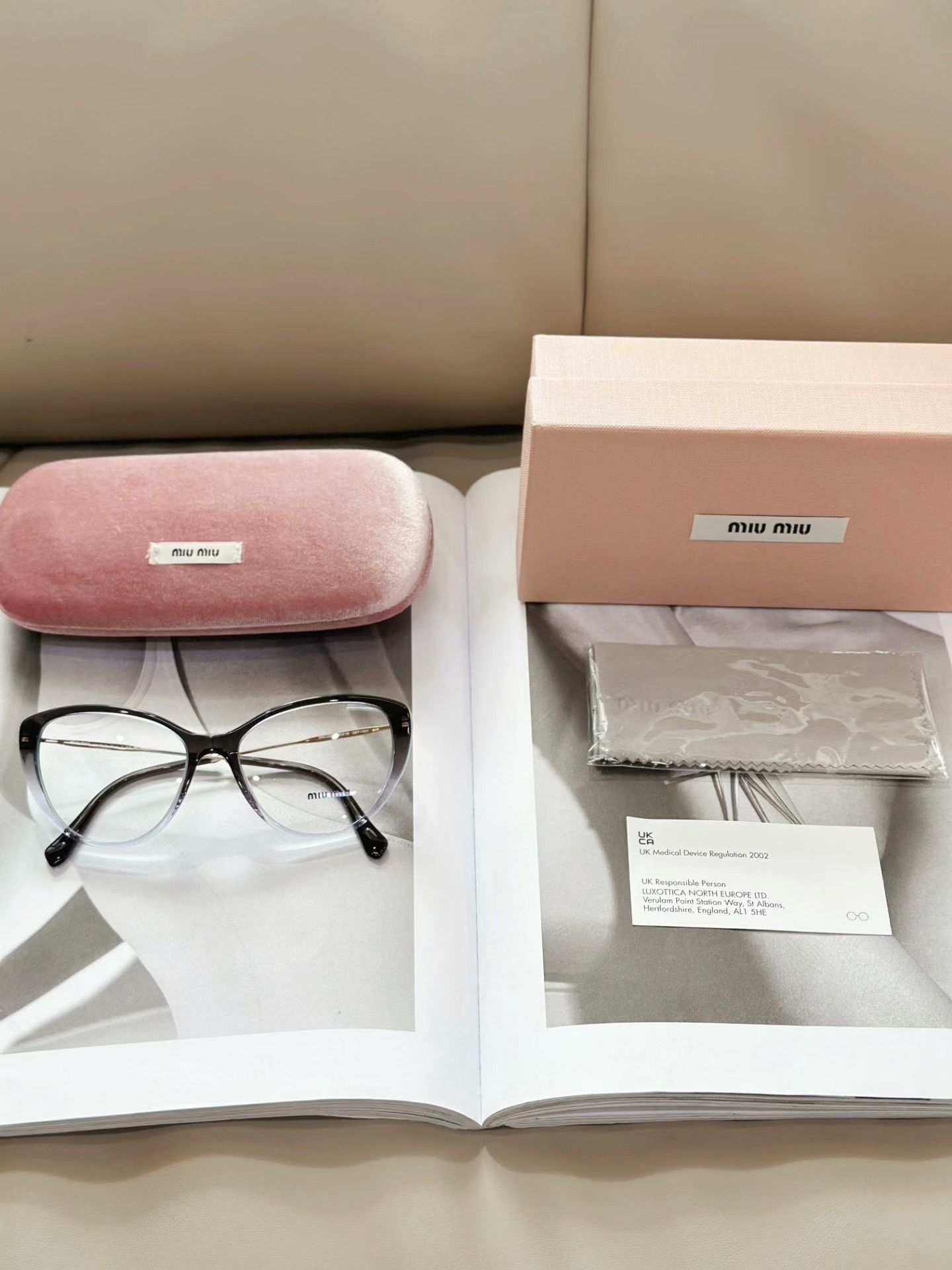 Miu Miu Miumiu Black Butterfly Plain Glasses Size ONE SIZE - 7 Thumbnail