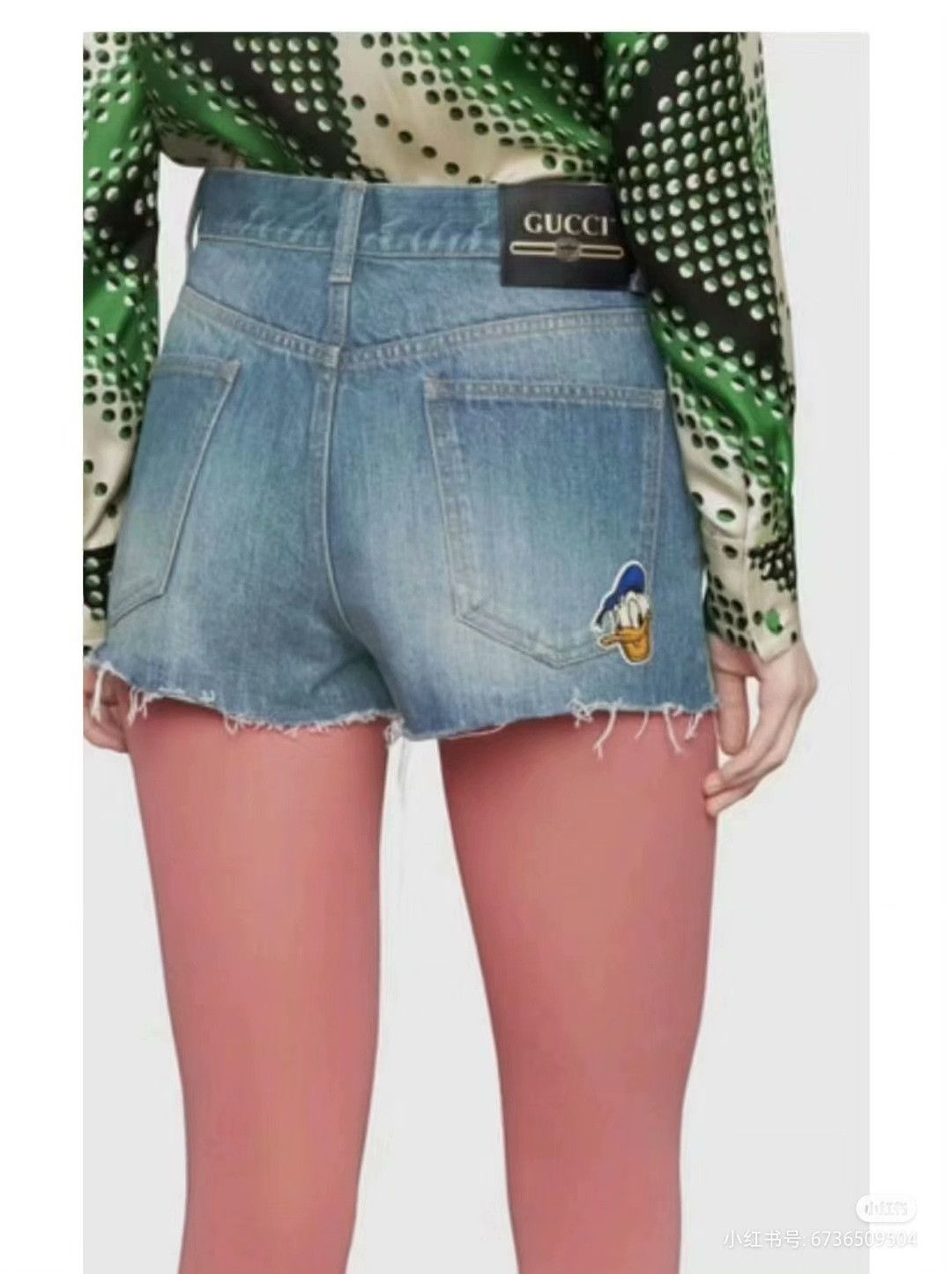 Gucci Gucci SS21 x Donald Duck Denim Shorts Women Size 24" / US 00 / IT 34 - 3 Thumbnail