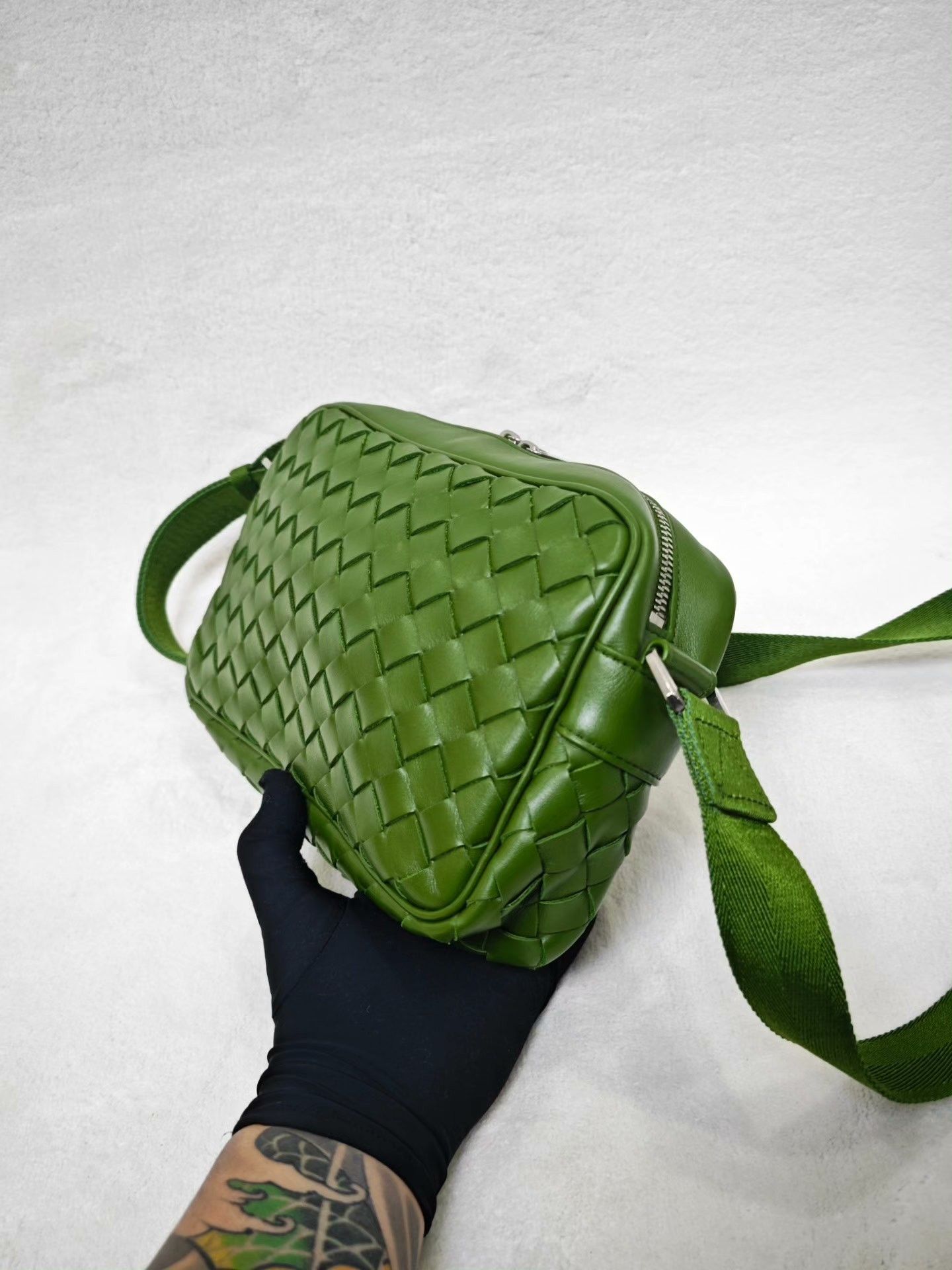Bottega Veneta Bottega Veneta Intrecciato Lambskin Green Crossbody Size ONE SIZE - 3 Thumbnail