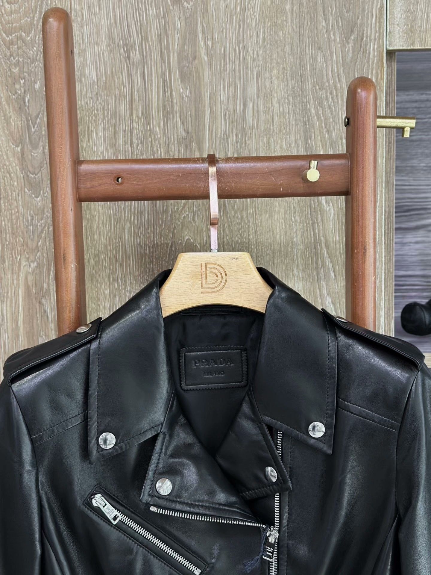 Prada Prada Black Lapel Sheepskin Leather Coat Size S / US 4 / IT 40 - 4 Thumbnail