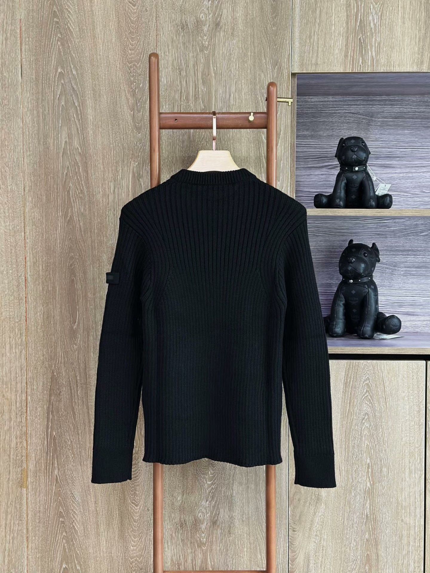 Prada PRADA Black Crewneck Wool Sweater Size US M / EU 48-50 / 2 - 2 Thumbnail