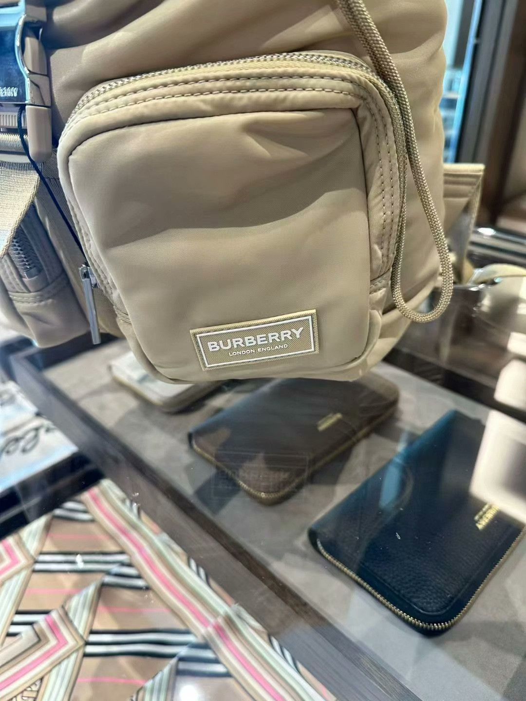 Burberry Burberry Medium Nylon Backpack Size ONE SIZE - 4 Thumbnail