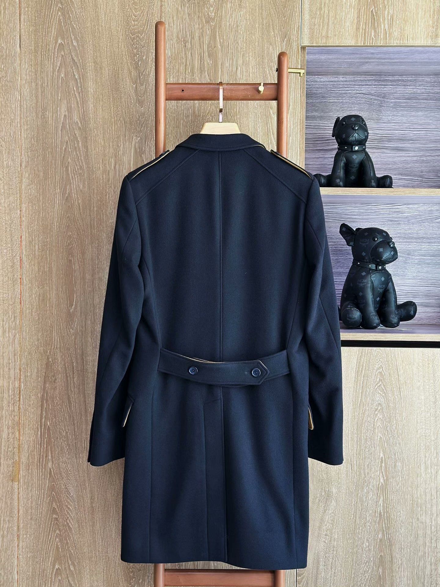 Dolce & Gabbana Dolce & Gabbana Long Wool Two-Button Coat Size US L / EU 52-54 / 3 - 2 Thumbnail