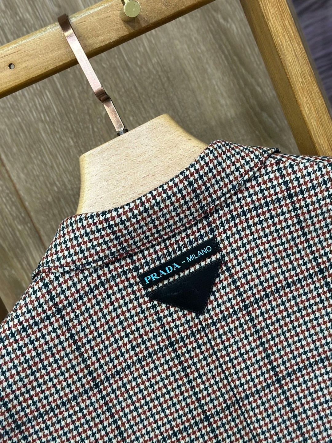 Prada Prada Houndstooth Lapel Wool Coat Size US XXS / EU 40 - 6 Thumbnail