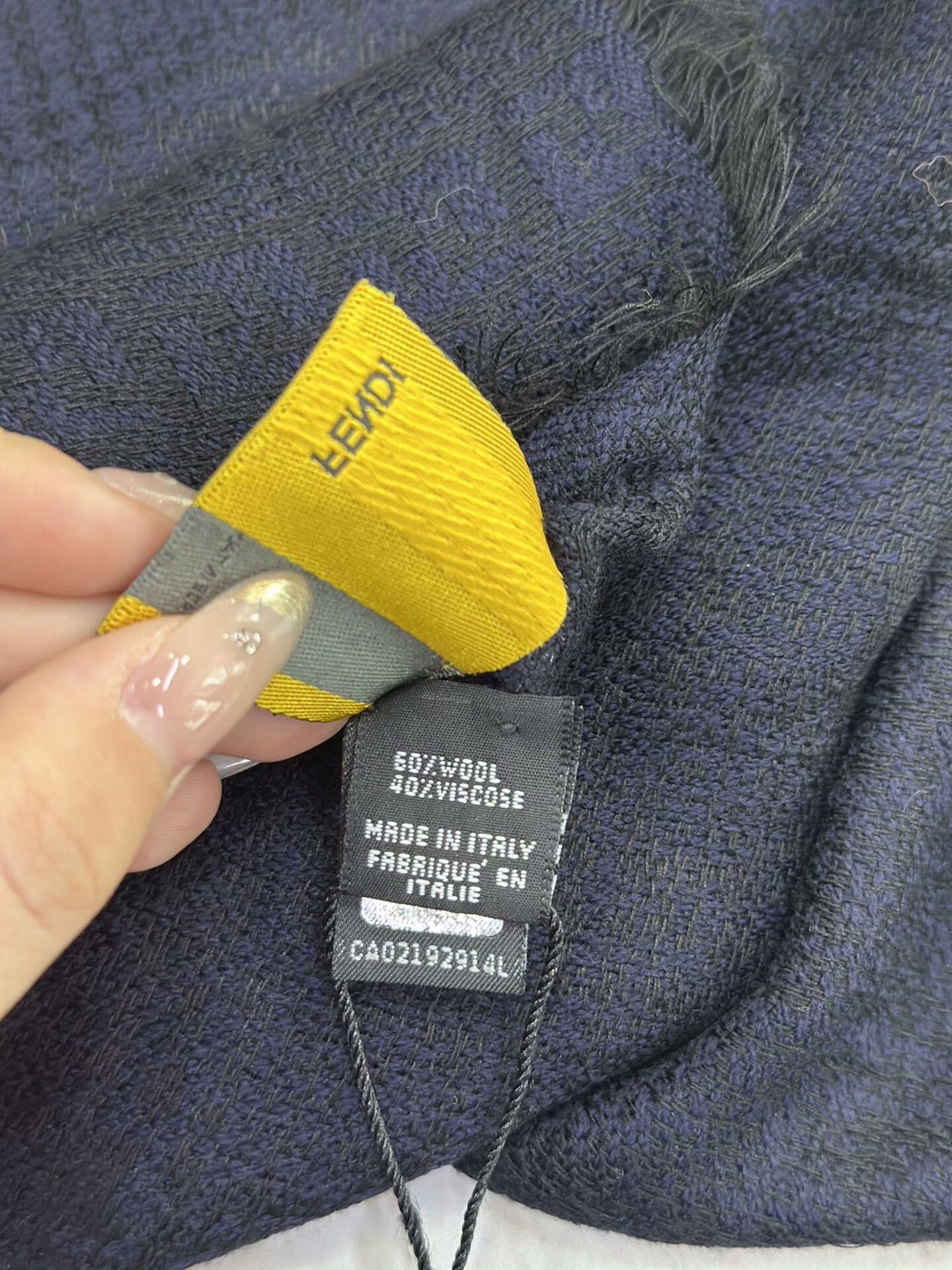 Fendi Fendi Navy Wool Scarf Size ONE SIZE - 6 Thumbnail
