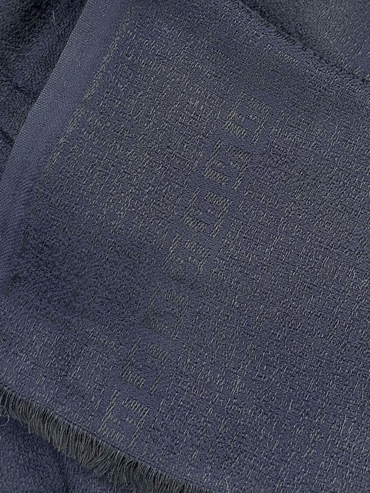 Fendi Fendi Navy Wool Scarf Size ONE SIZE - 5 Thumbnail