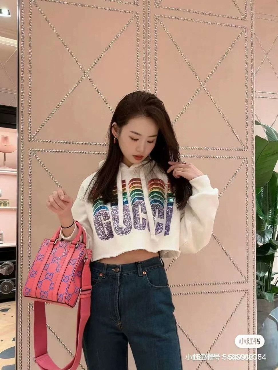 Gucci Gucci Sequin Cropped Sweatshirt Size XXS / US 00 / IT 34 - 3 Thumbnail