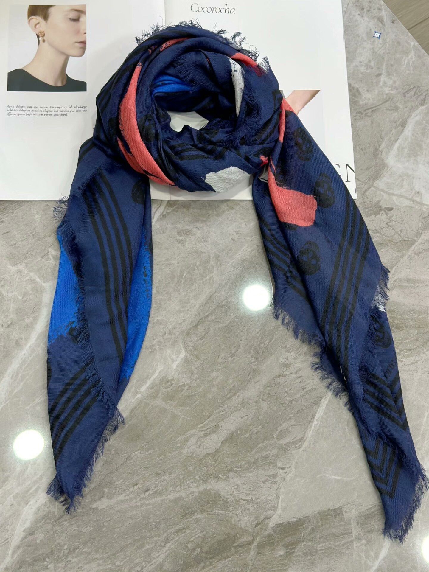 Alexander McQueen Alexander McQueen Skull Print Scarf Size ONE SIZE - 3 Thumbnail