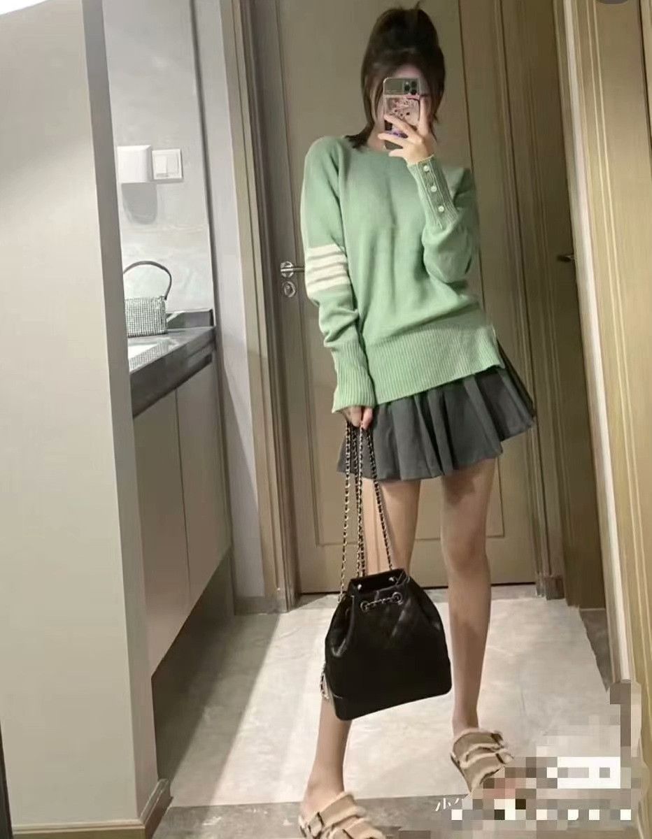 Thom Browne THOM BROWNE Green Classic Unisex Sweater Size US M / EU 48-50 / 2 - 3 Thumbnail