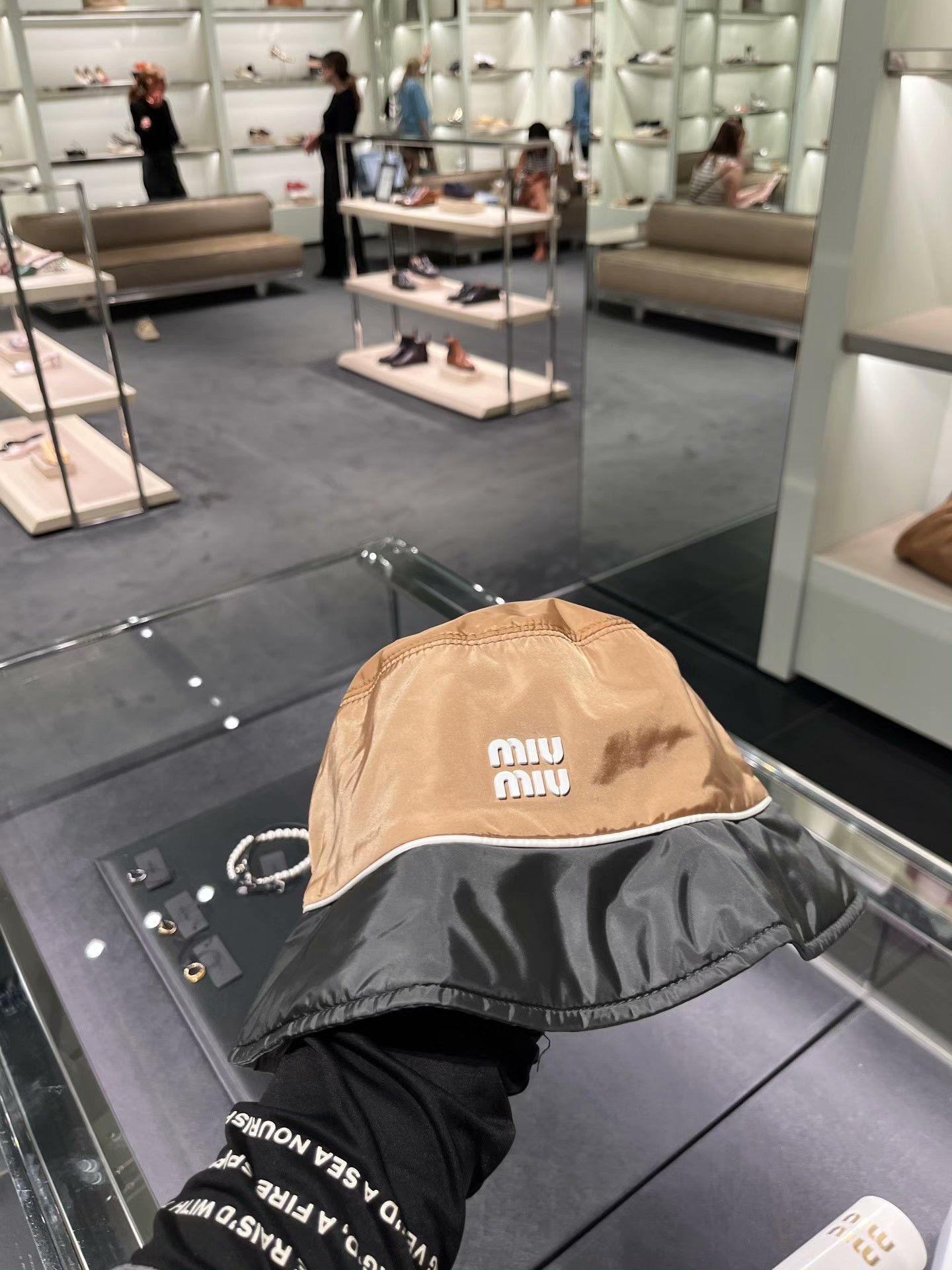 Miu Miu Miu Miu Nylon Bucket Hat with Pouch Size ONE SIZE - 2 Thumbnail