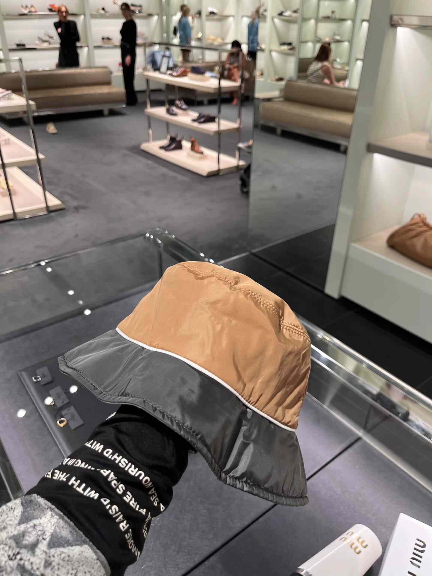 Miu Miu Miu Miu Nylon Bucket Hat with Pouch Size ONE SIZE - 3 Thumbnail