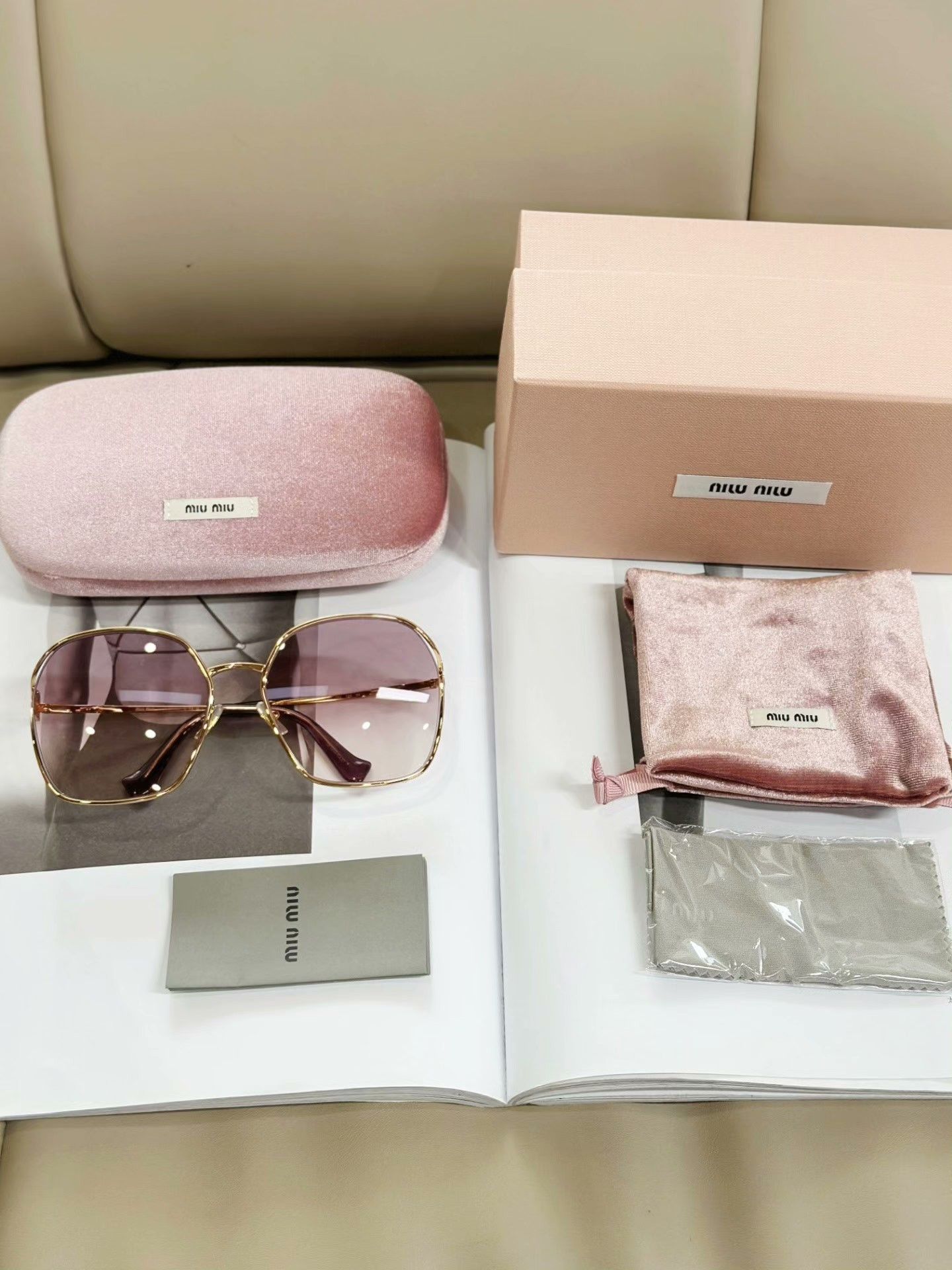 Miu Miu MIUMIU Gold Square-Round Oversized Sunglasses Size ONE SIZE - 9 Thumbnail