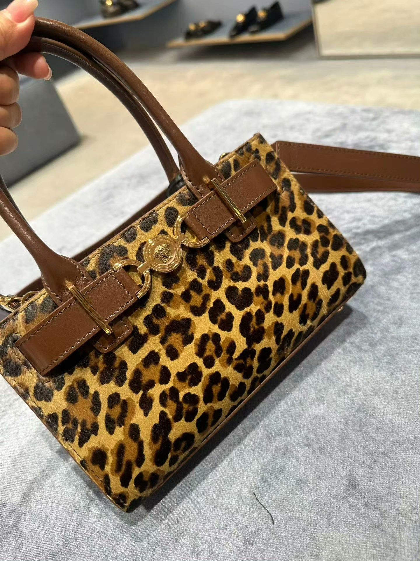 Versace Versace Zhao Lusi Leopard Print Bag Size ONE SIZE - 2 Thumbnail