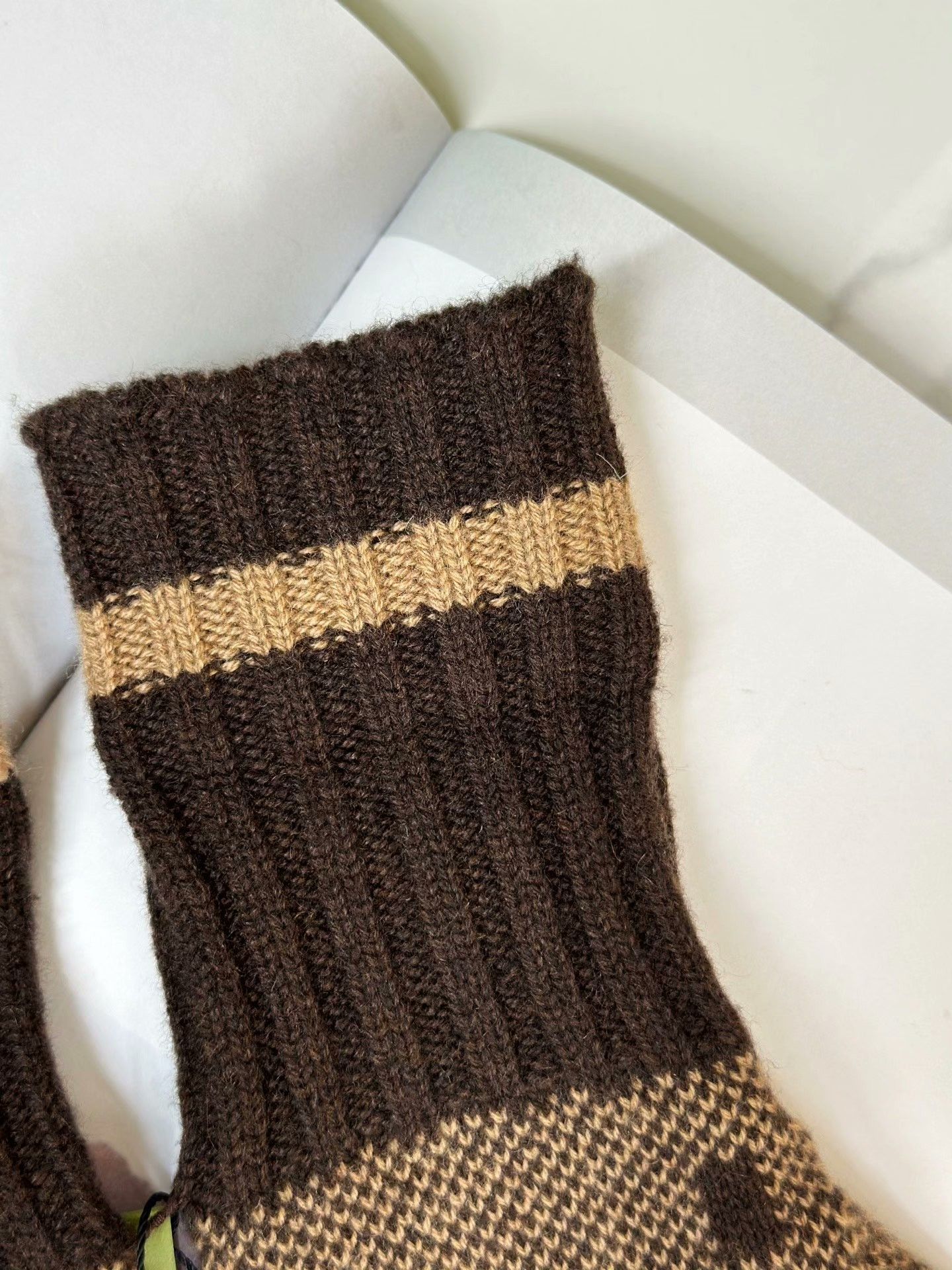 Gucci Gucci Brown Cashmere Fingerless Gloves Size ONE SIZE - 4 Thumbnail