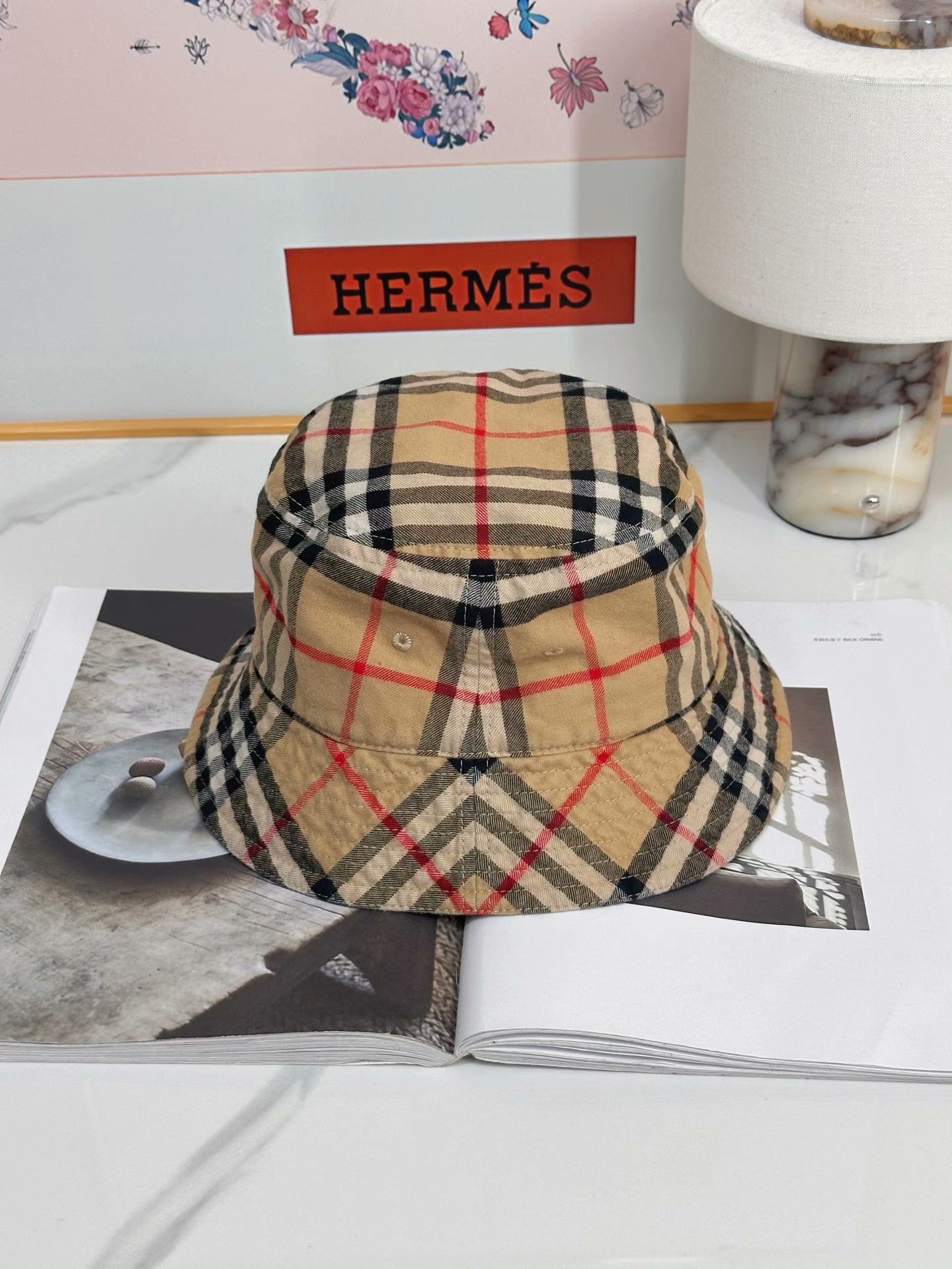 Burberry Burberry Casual Bucket Hat Size ONE SIZE - 3 Thumbnail