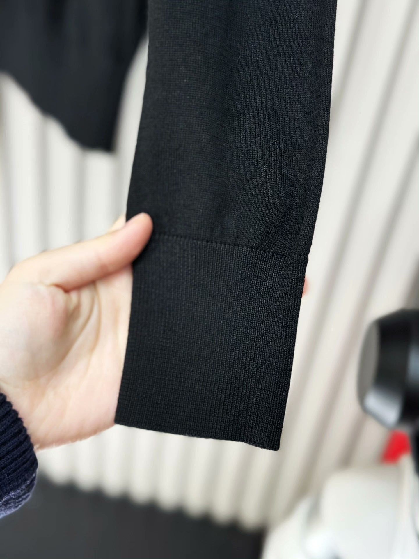 Givenchy Givenchy Black Casual Round Neck Wool Sweater Size M / US 6-8 / IT 42-44 - 4 Thumbnail