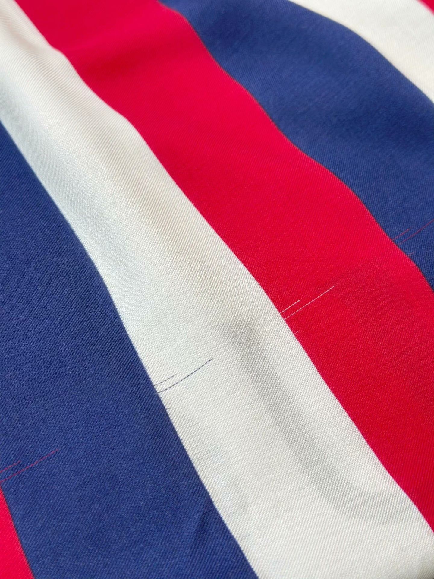Gucci Gucci Colorblock Casual Long Silk Scarf Size ONE SIZE - 6 Thumbnail