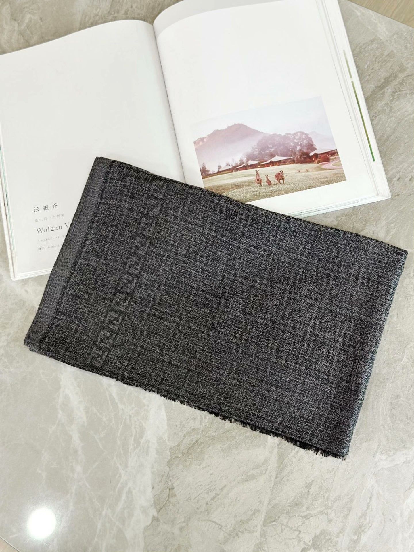 Fendi Fendi Black Gray Wool Scarf Size ONE SIZE - 3 Thumbnail