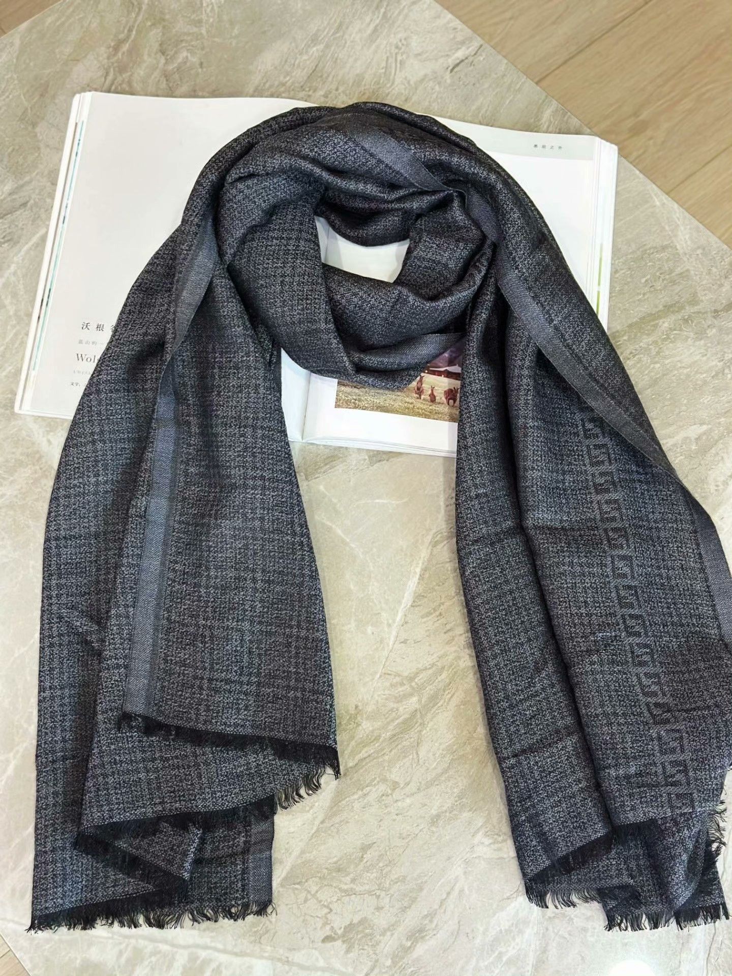 Fendi Fendi Black Gray Wool Scarf Size ONE SIZE - 4 Thumbnail