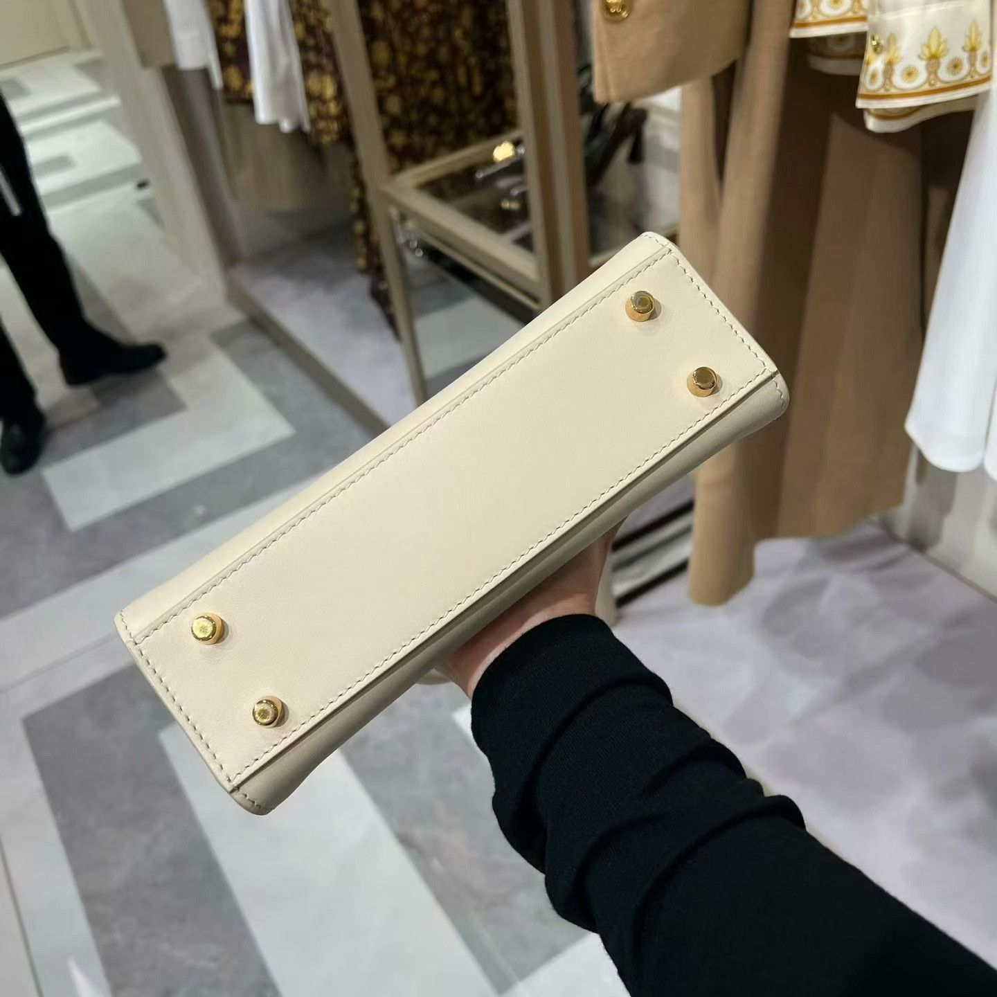 Versace Versace White Medusa Tote Bag Size ONE SIZE - 4 Thumbnail