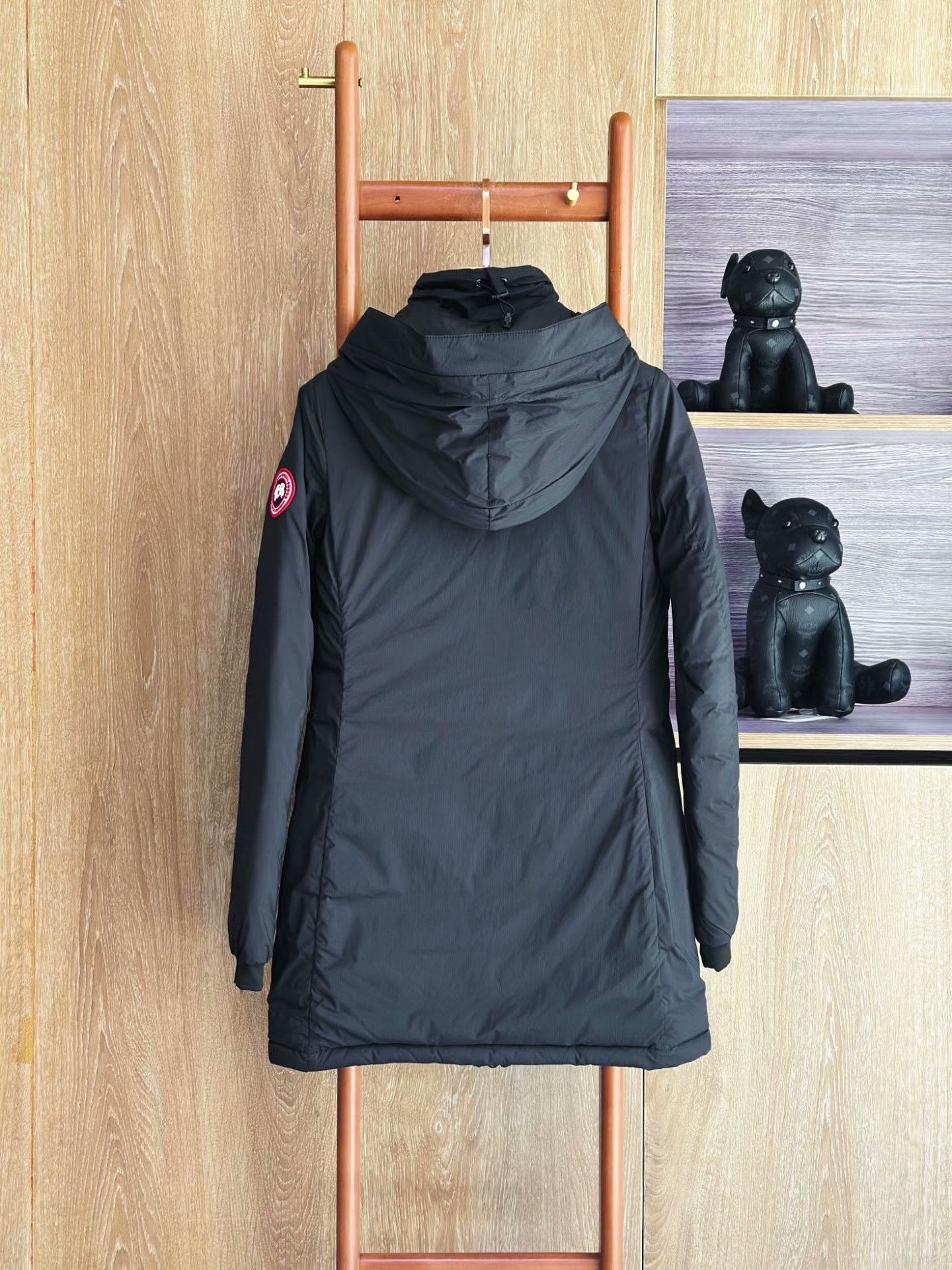 Canada Goose Canada Goose Black Hooded Down Jacket Size L / US 10 / IT 46 - 2 Thumbnail
