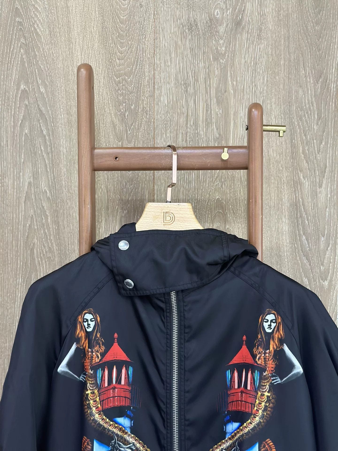Burberry Burberry Black Mermaid Print Nylon Hooded Jacket Size US XL / EU 56 / 4 - 4 Thumbnail