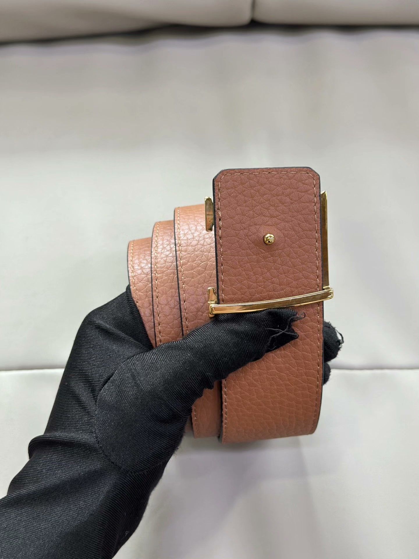 Louis Vuitton LV Reversible Black-Brown Leather Belt Size ONE SIZE - 4 Thumbnail
