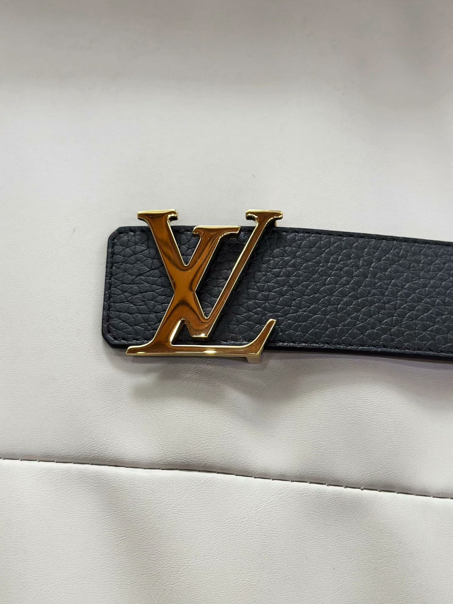 Louis Vuitton LV Reversible Black-Brown Leather Belt Size ONE SIZE - 6 Thumbnail