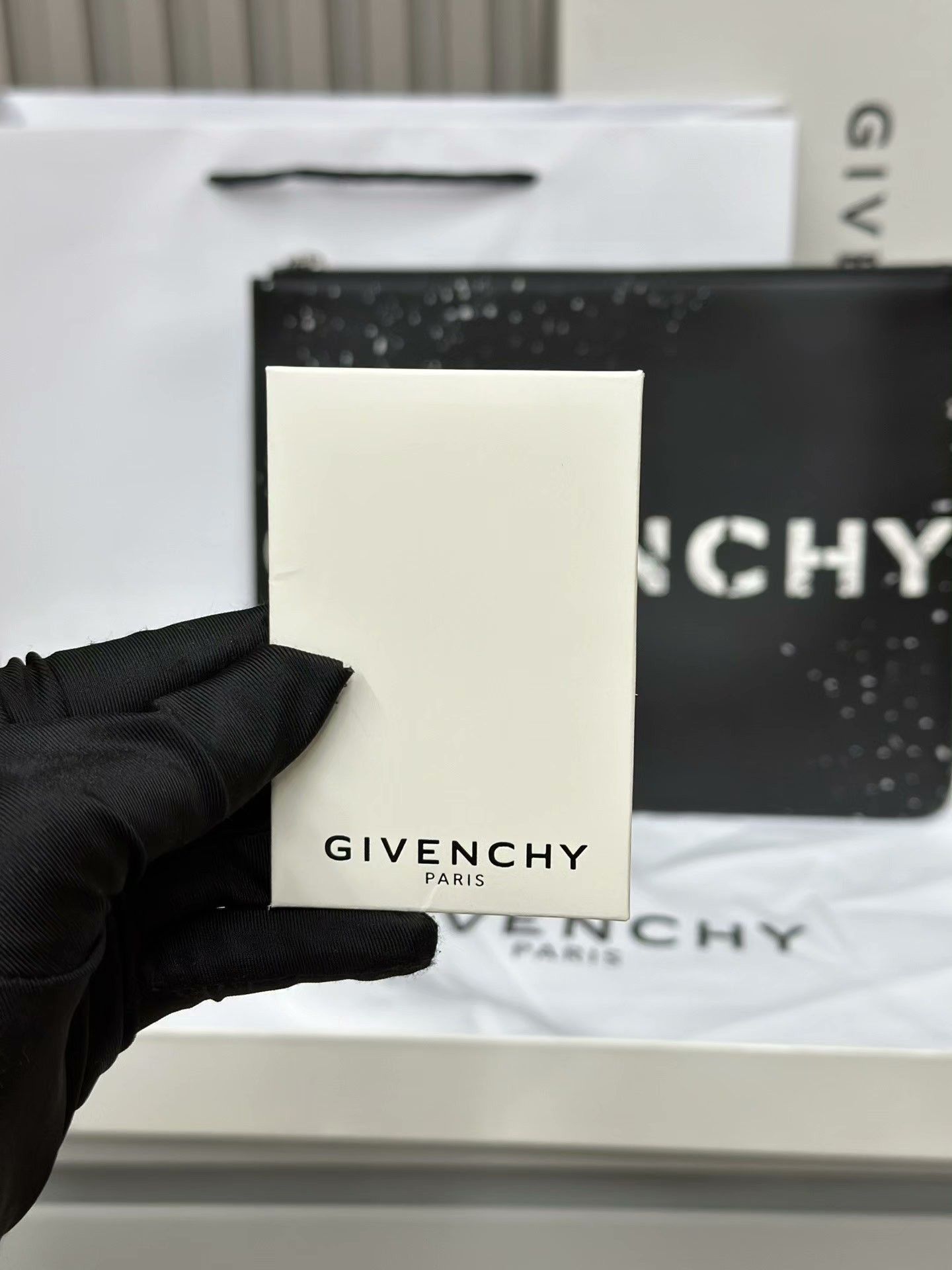 Givenchy Givenchy Black Casual Clutch Bag Size ONE SIZE - 7 Thumbnail