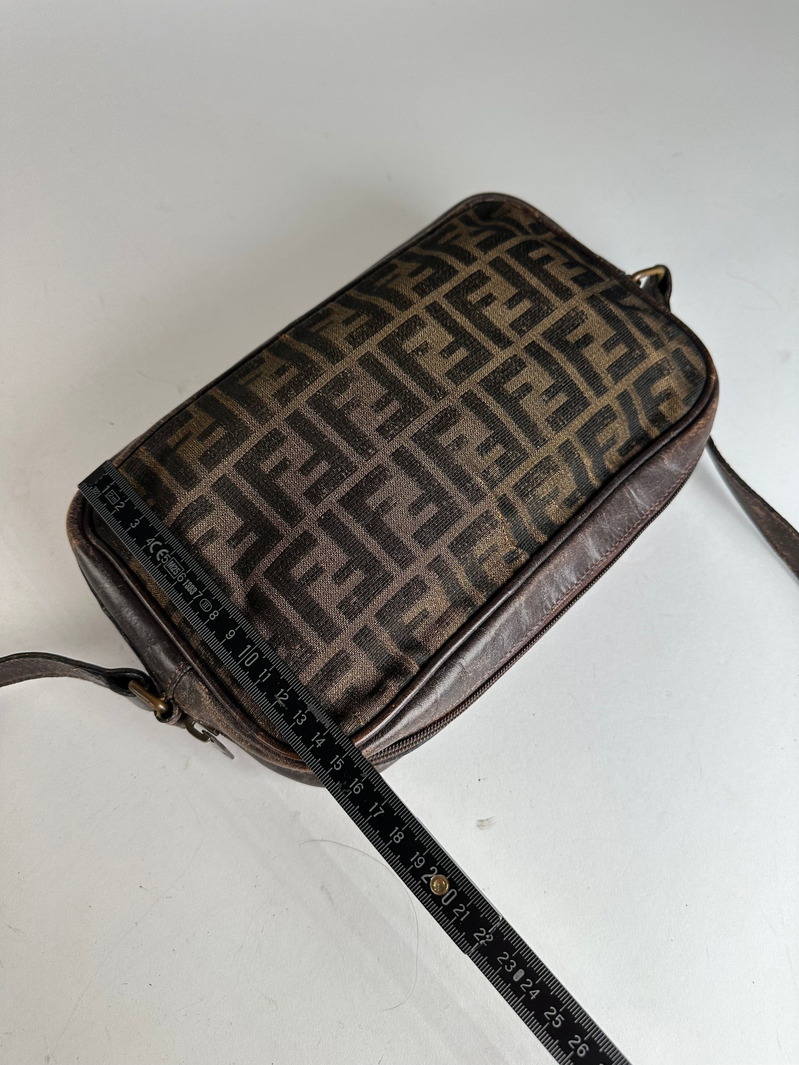 Fendi Vintage Monogram Shoulder Bag Brown Size ONE SIZE - 10 Thumbnail