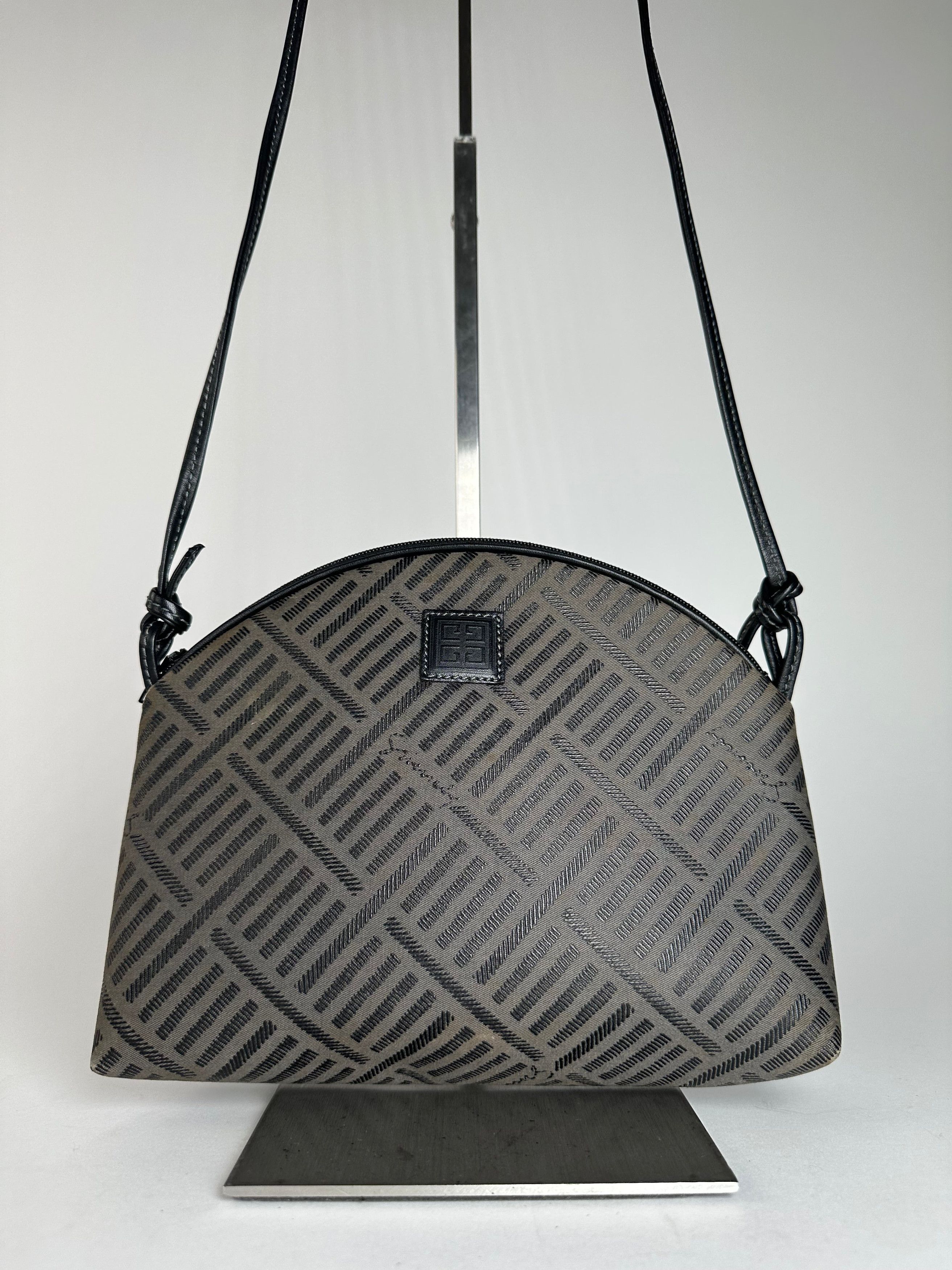 Givenchy Vintage Canvas Shoulder Bag Black Grey Size ONE SIZE - 13 Thumbnail