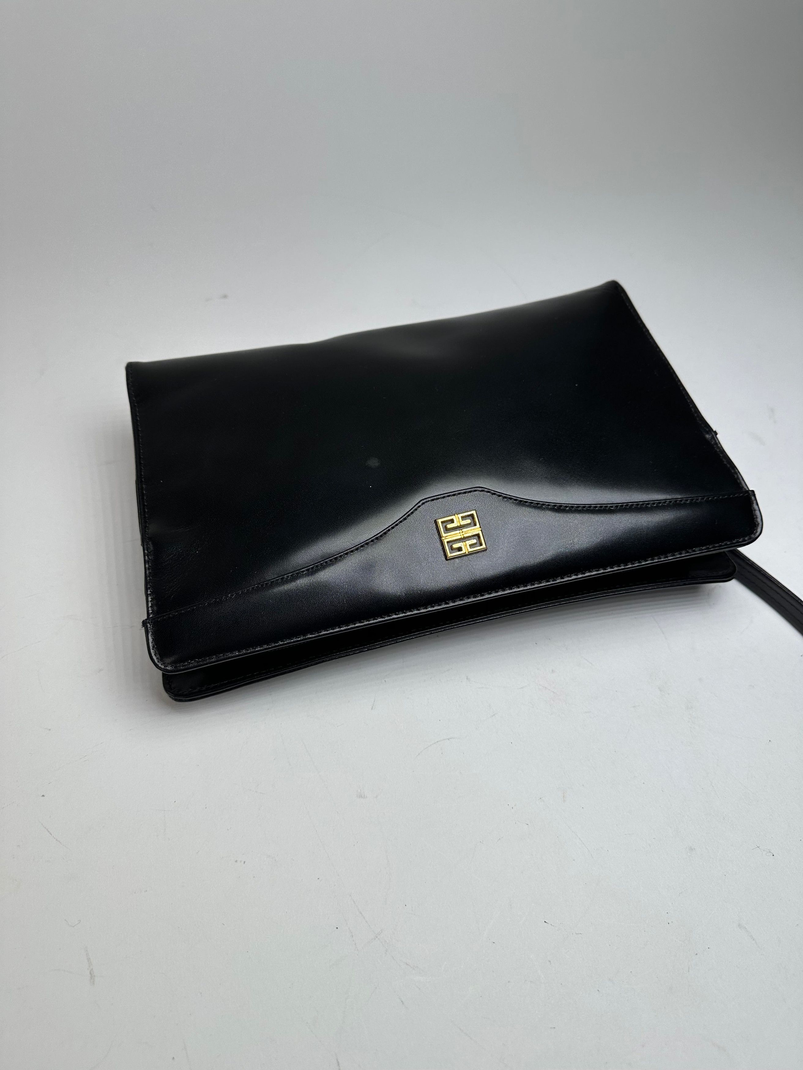 Givenchy Vintage Leather Clutch Black Size ONE SIZE - 4 Thumbnail