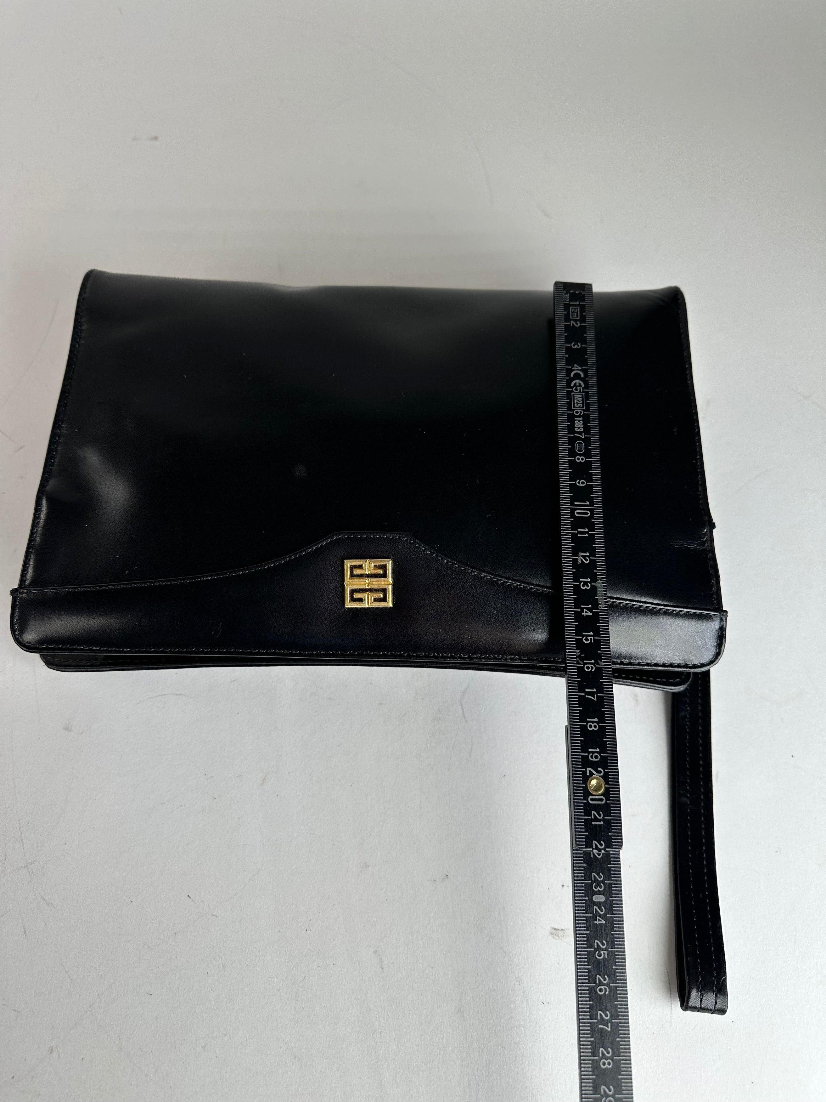 Givenchy Vintage Leather Clutch Black Size ONE SIZE - 8 Thumbnail