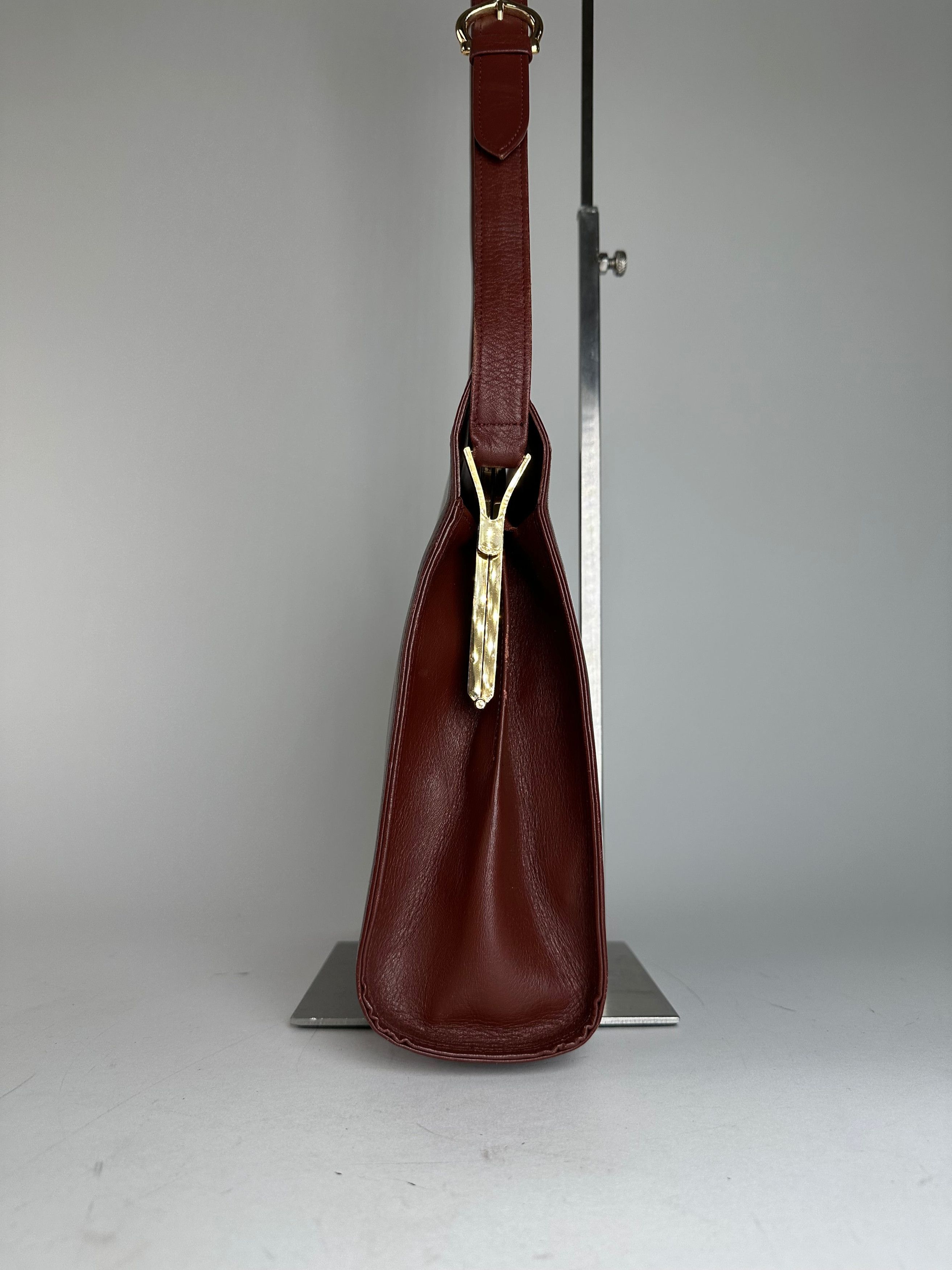 Cartier Vintage Leather Shoulder Bag Burgundy Size ONE SIZE - 6 Thumbnail