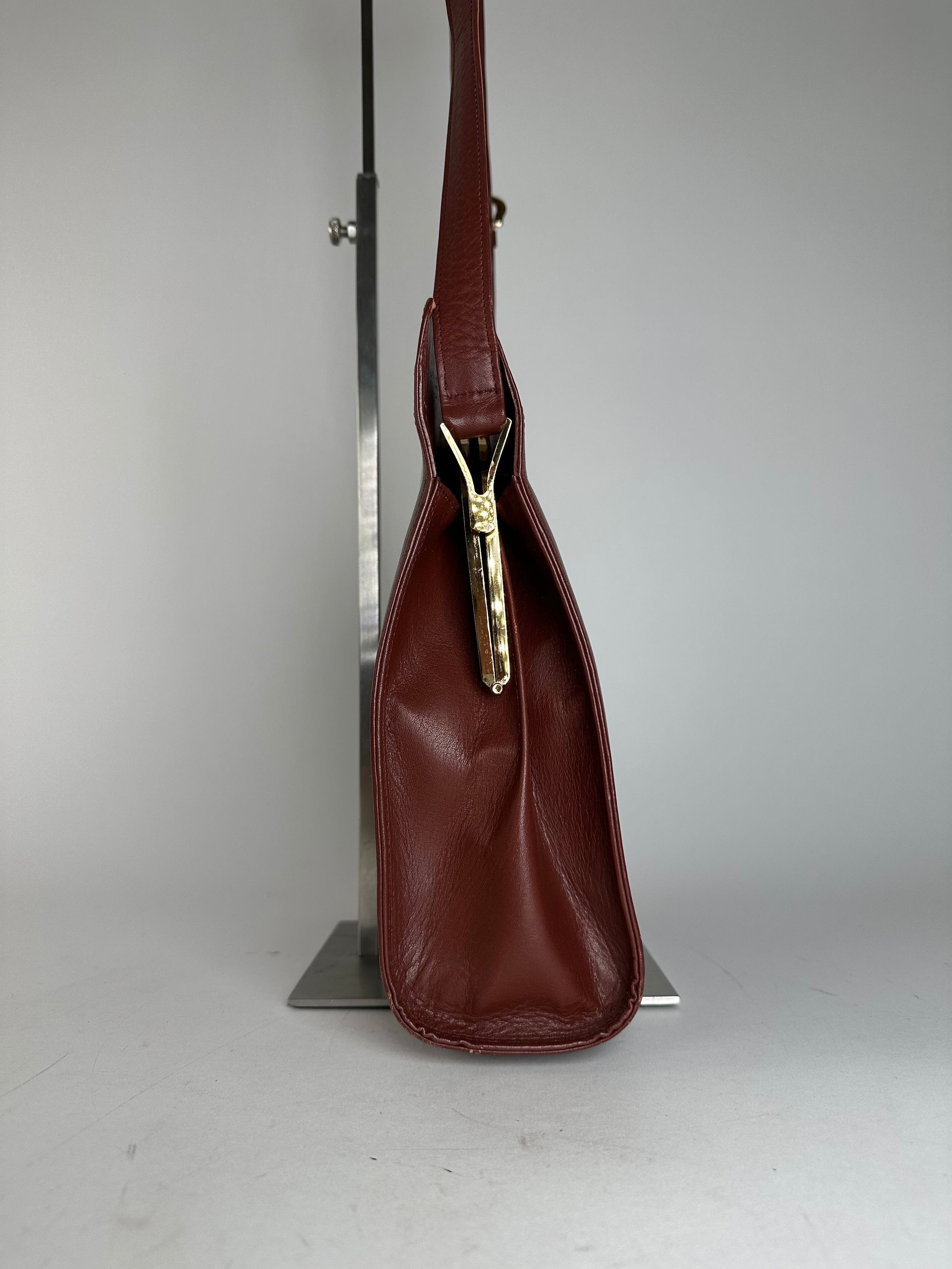 Cartier Vintage Leather Shoulder Bag Burgundy Size ONE SIZE - 5 Thumbnail