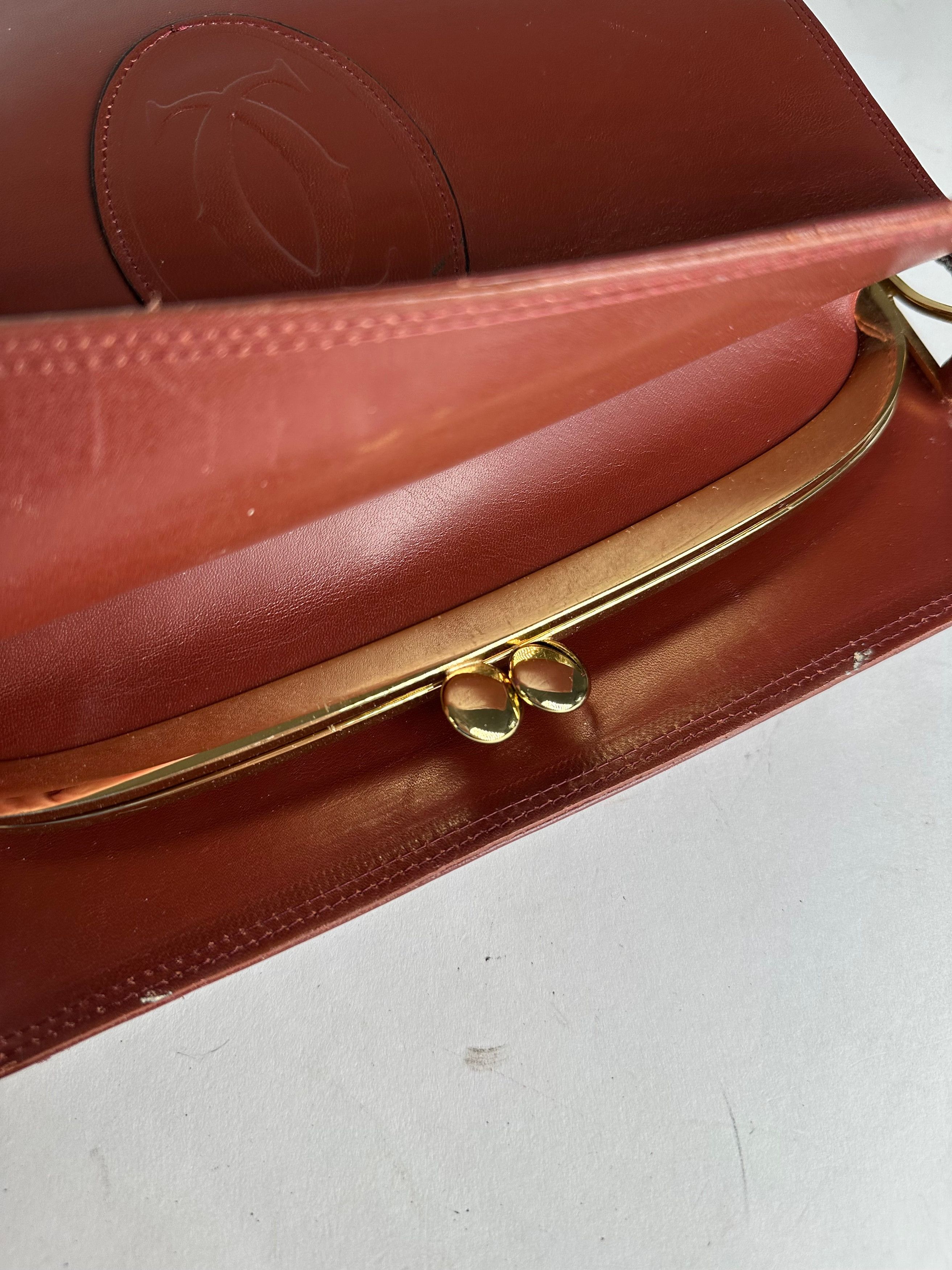 Cartier Vintage Leather Shoulder Bag Burgundy Size ONE SIZE - 4 Thumbnail