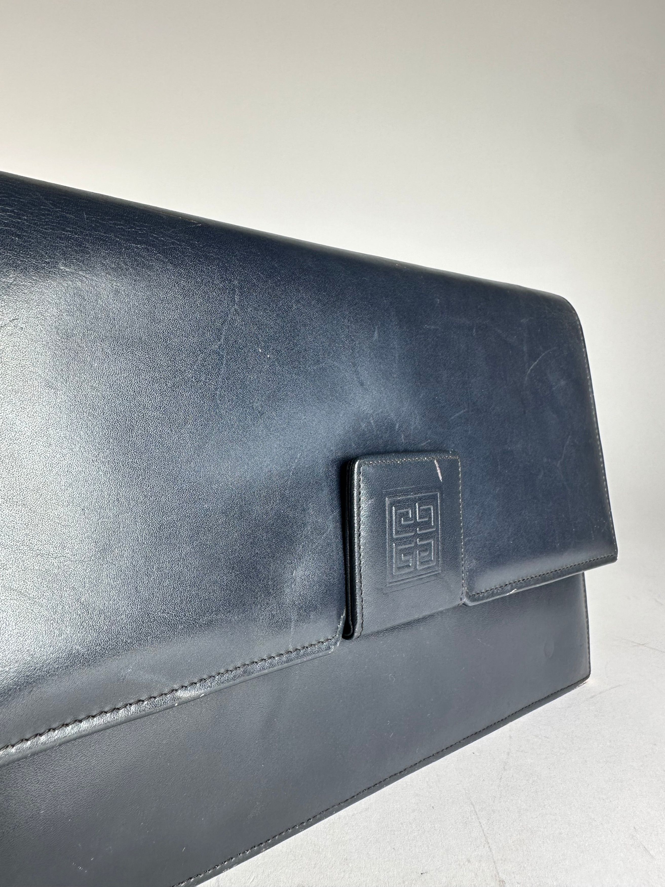 Givenchy Vintage Leather Shoulder Bag Navy Size ONE SIZE - 7 Thumbnail