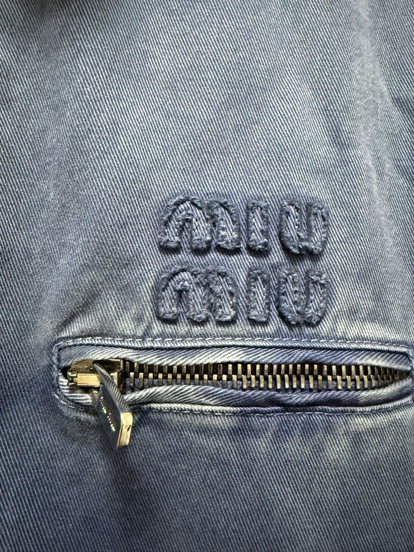 Miu Miu Miumiu Embroidered Logo Corduroy Puffer Jacket Size XS / US 0-2 / IT 36-38 - 3 Thumbnail
