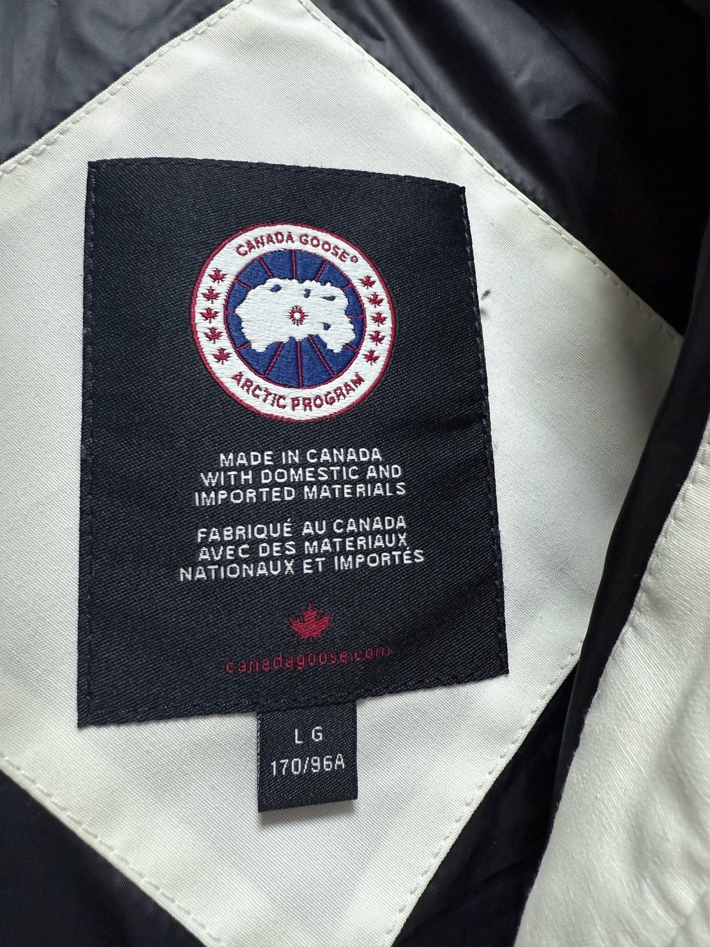 Canada Goose Canada Goose White Down Vest Size L Size US L / EU 52-54 / 3 - 4 Thumbnail