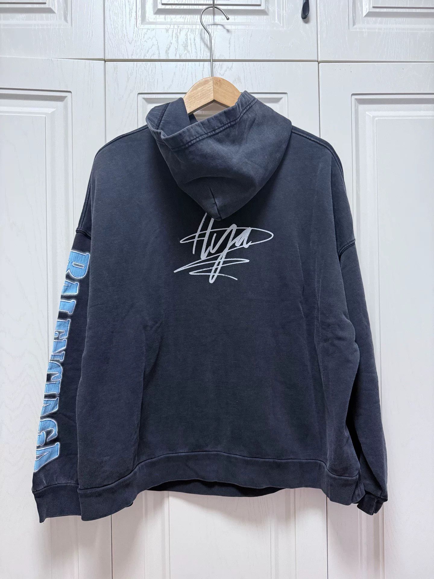 Balenciaga Balenciaga Aya Collaboration Limited Sweatshirt Size US M / EU 48-50 / 2 - 2 Thumbnail