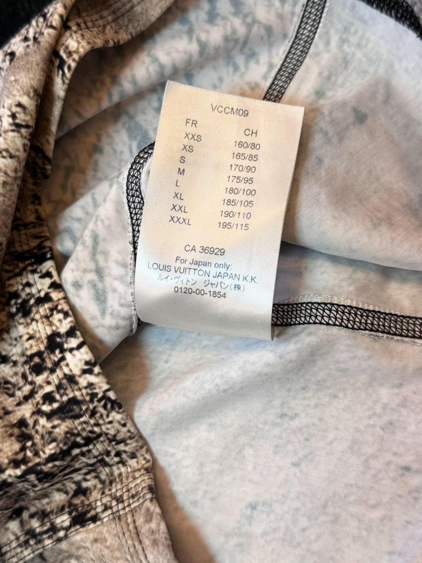 Louis Vuitton Louis Vuitton Monogram Reflective Quick-Dry Top Size US L / EU 52-54 / 3 - 6 Thumbnail