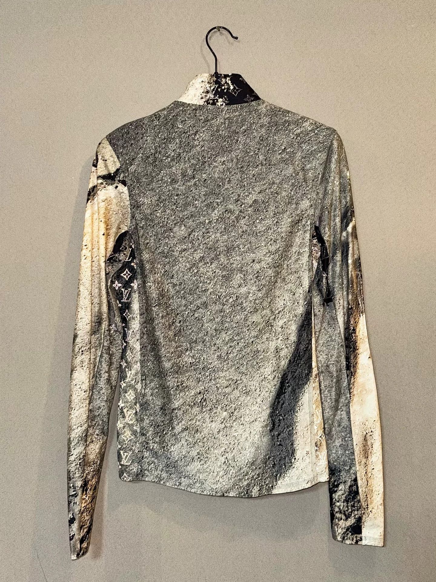 Louis Vuitton Louis Vuitton Monogram Reflective Quick-Dry Top Size US L / EU 52-54 / 3 - 3 Thumbnail