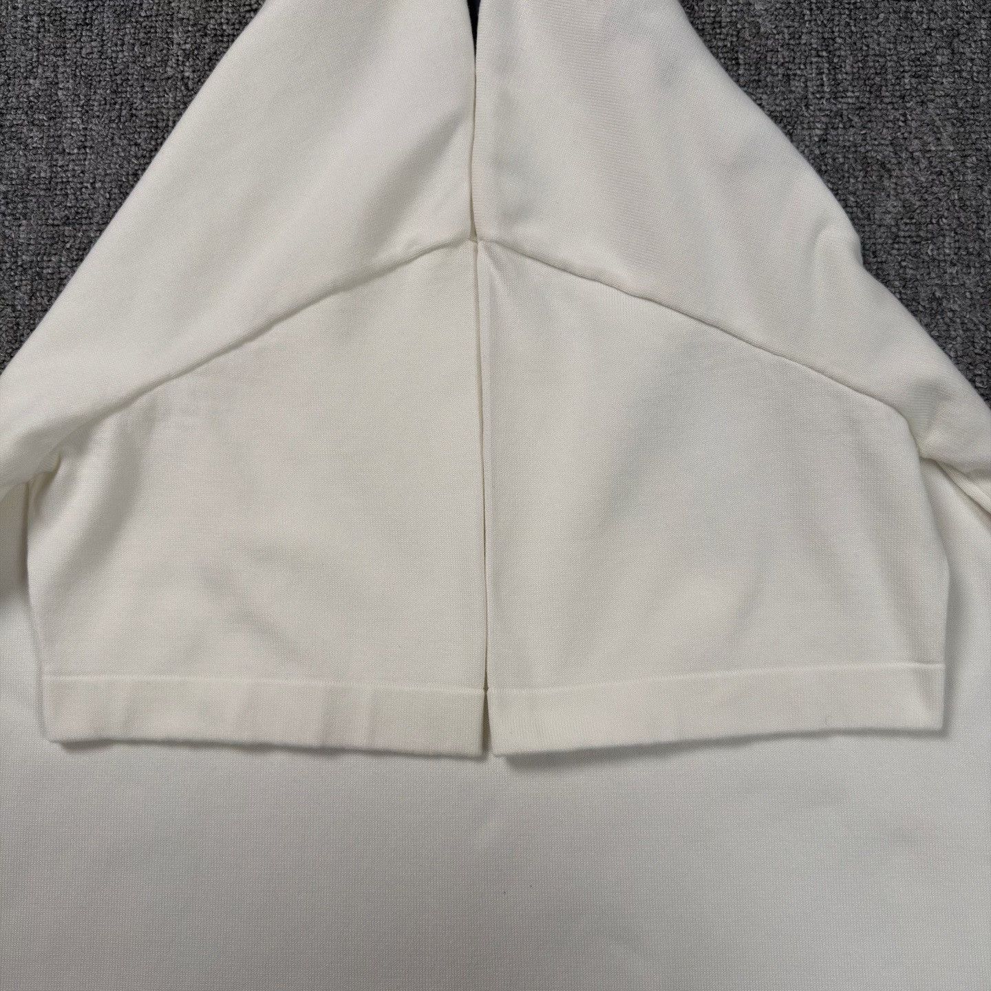 Louis Vuitton LV Cartoon Airplane White Knit Short-Sleeve Size US M / EU 48-50 / 2 - 6 Thumbnail